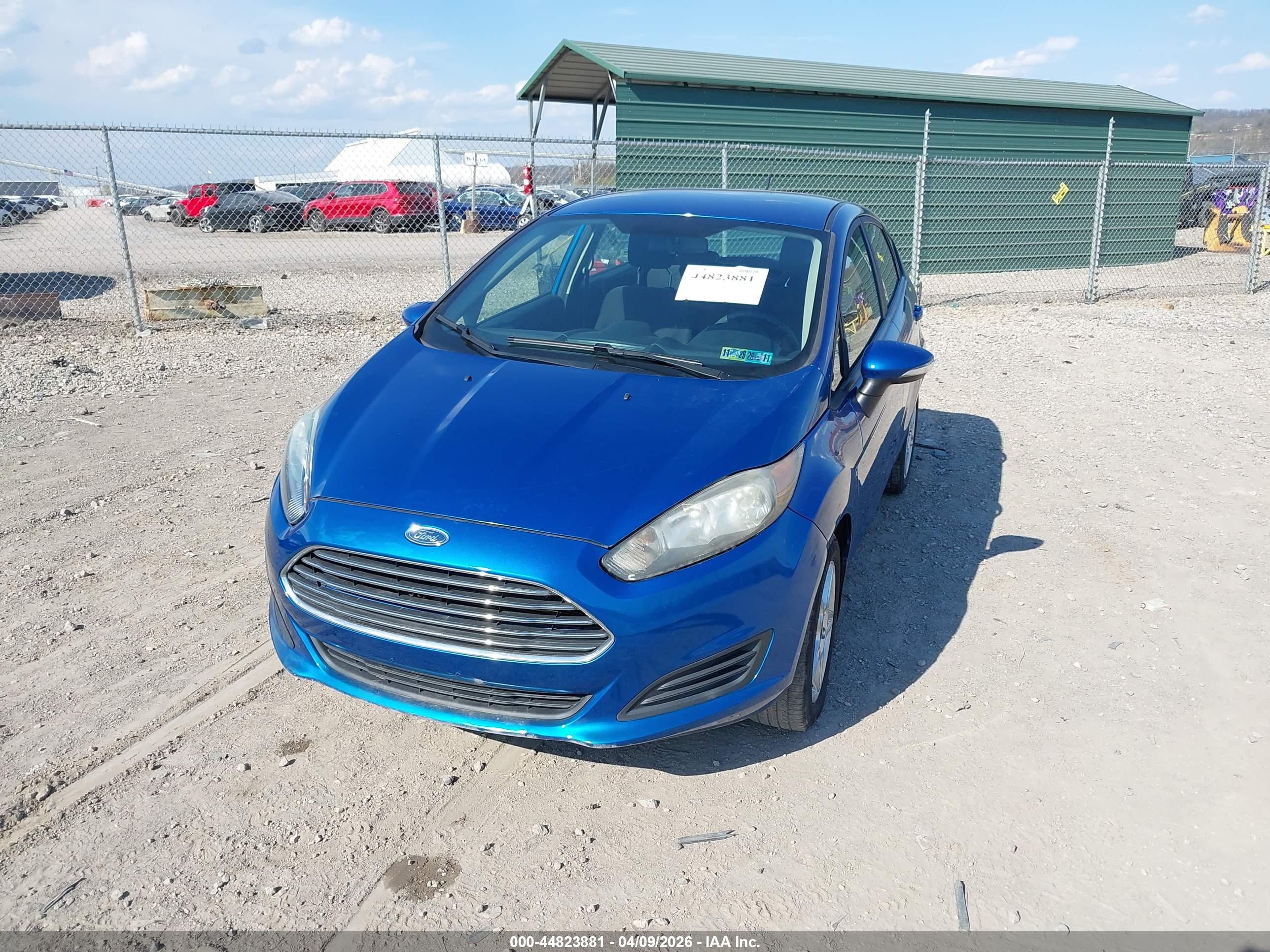FORD FIESTA image 2