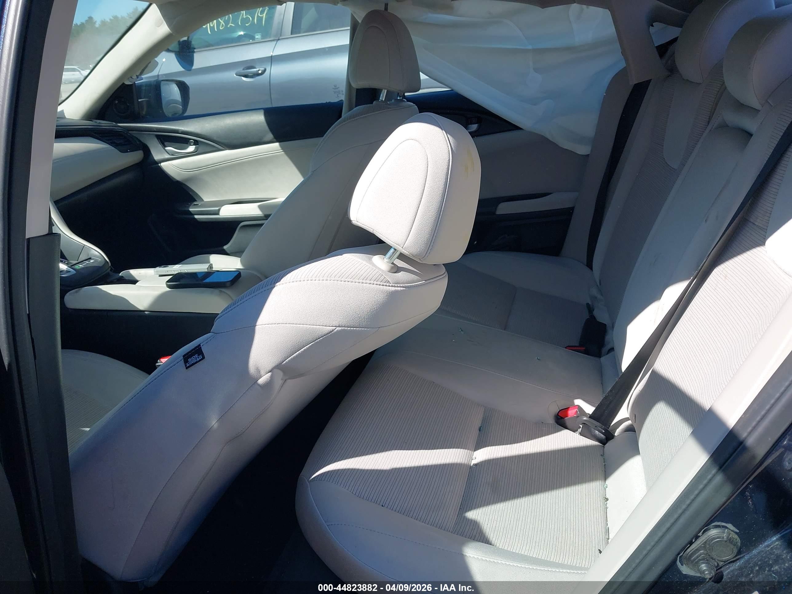 HONDA INSIGHT image 8
