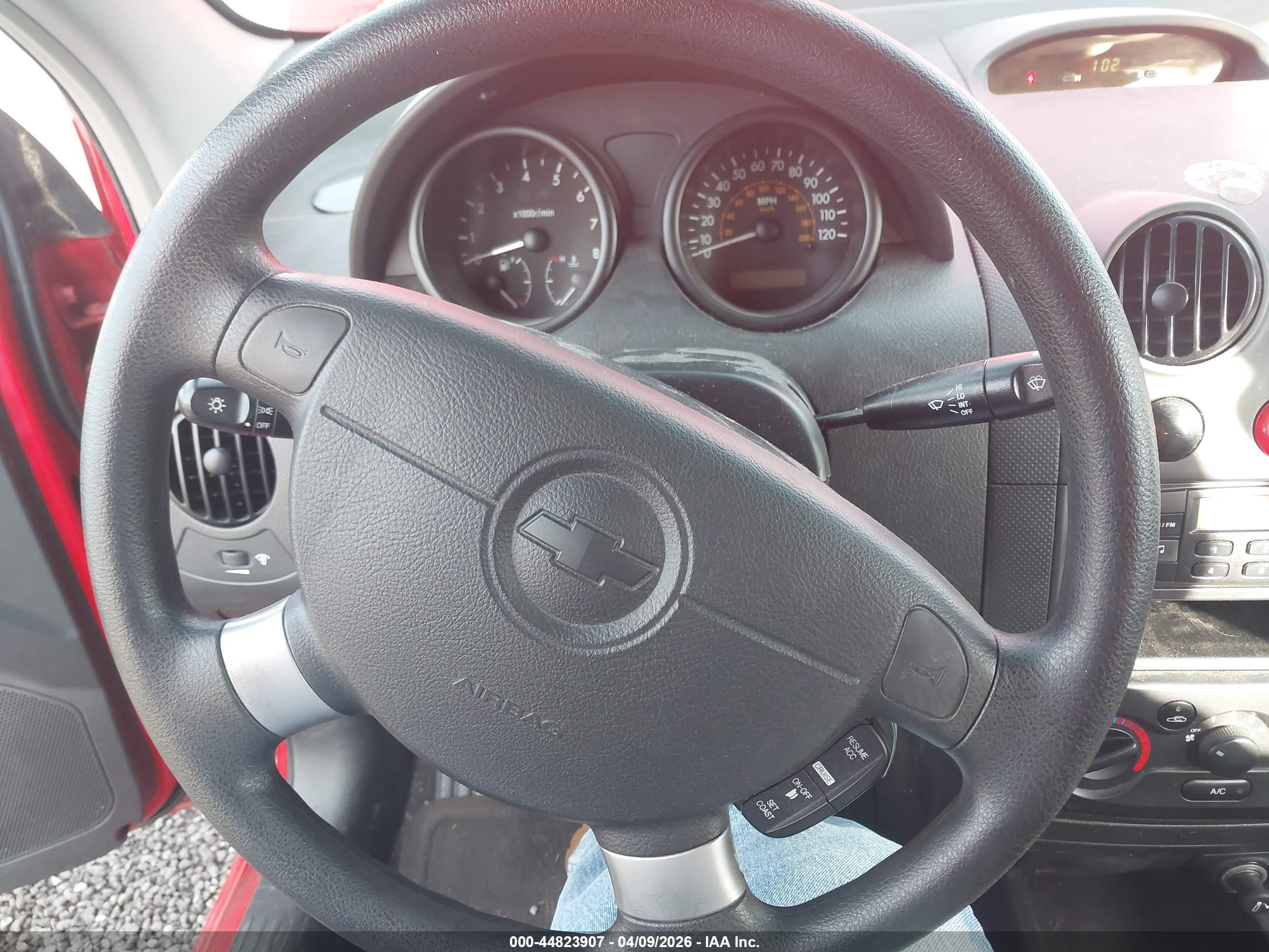 CHEVROLET AVEO image 6