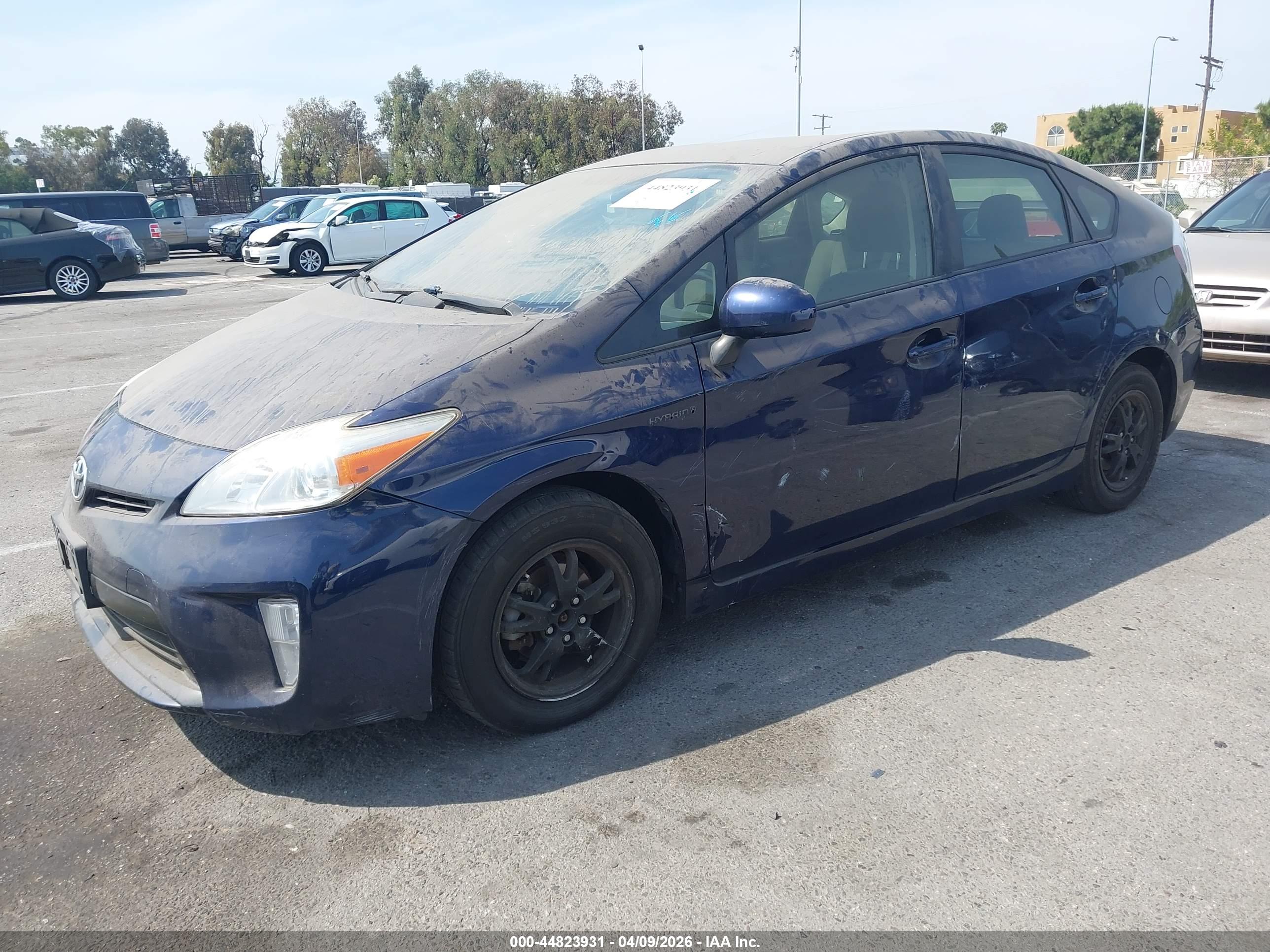 TOYOTA PRIUS image 2
