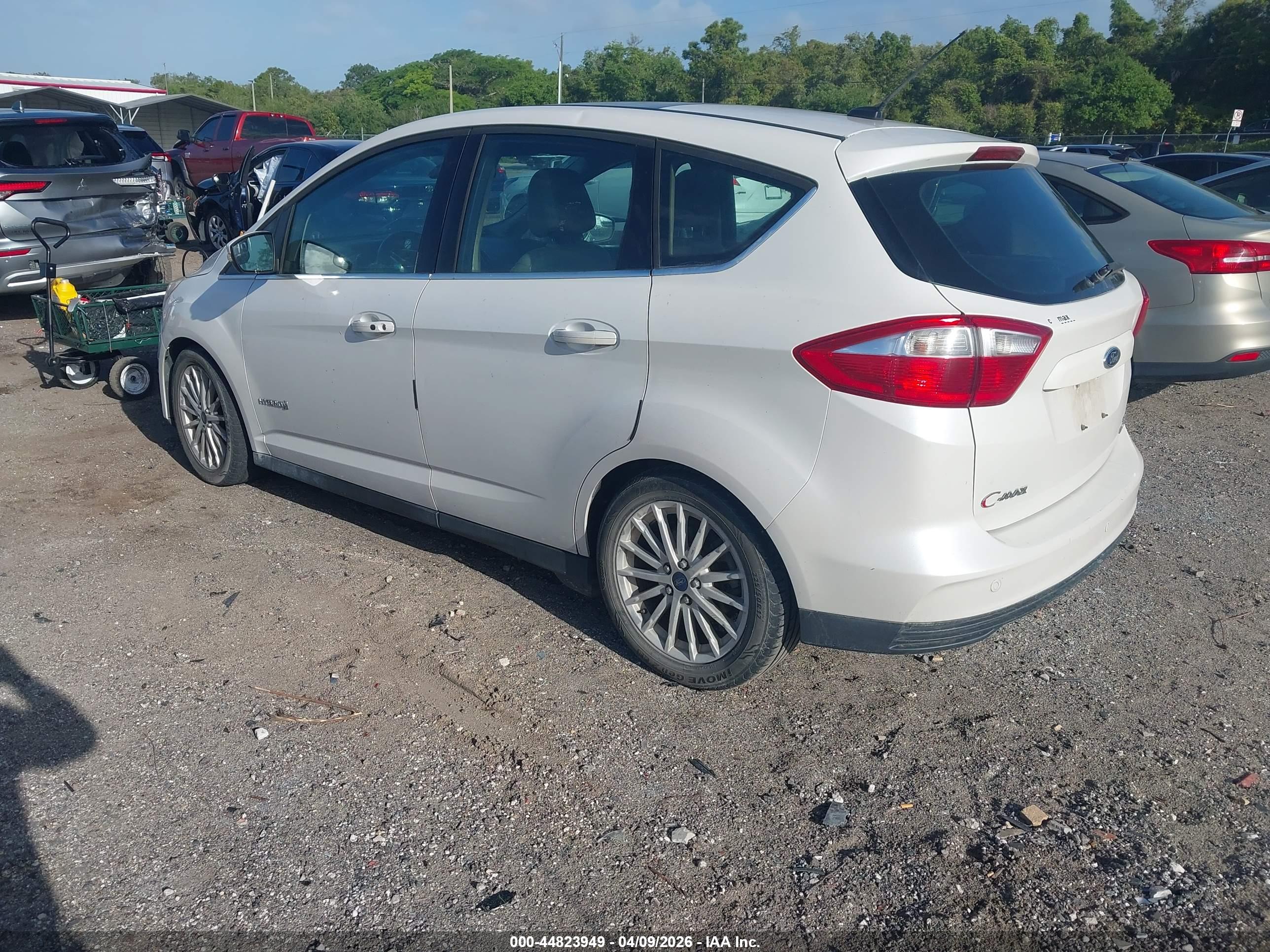 FORD C-MAX image 3