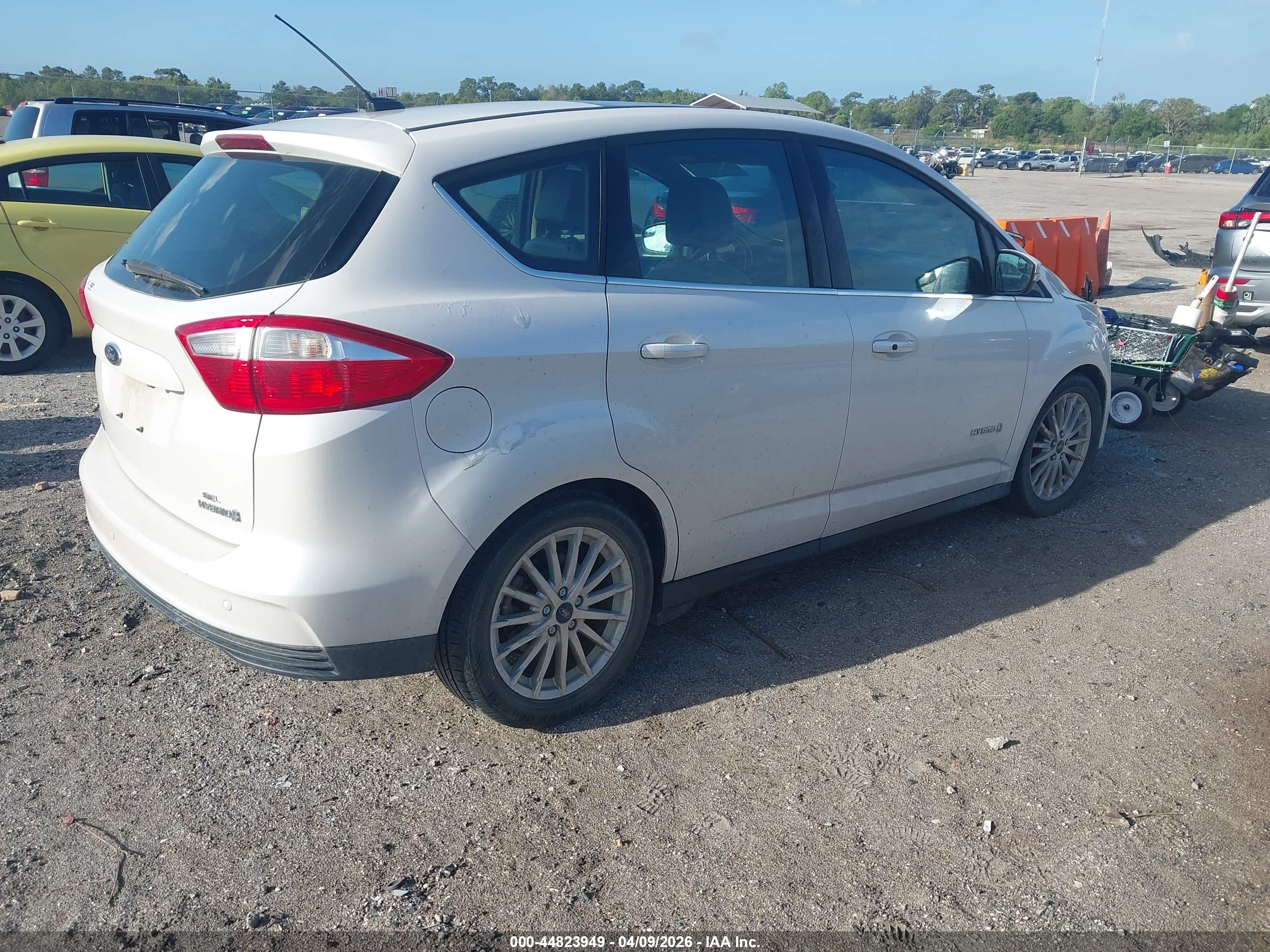 FORD C-MAX image 4