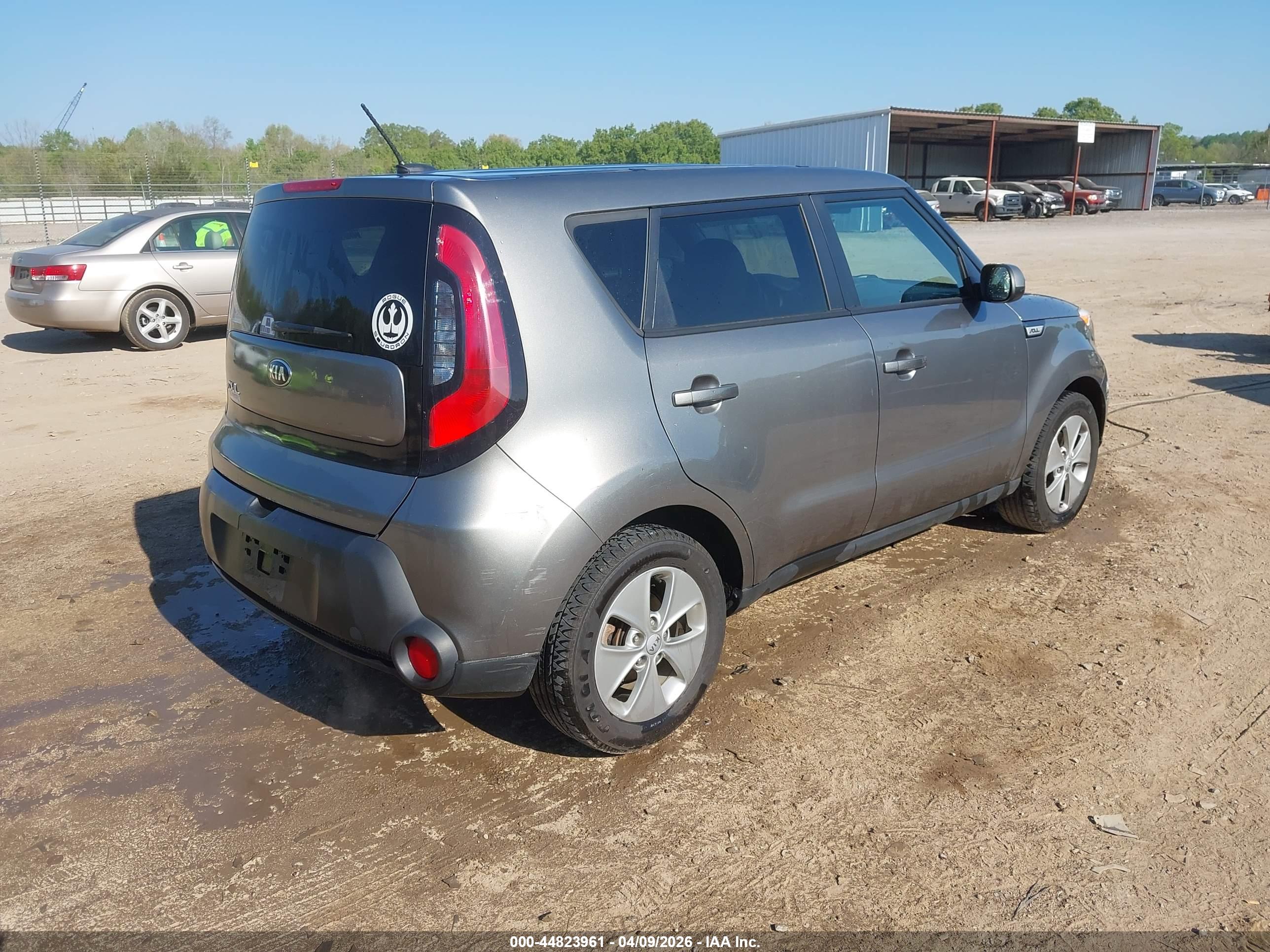 KIA SOUL image 4