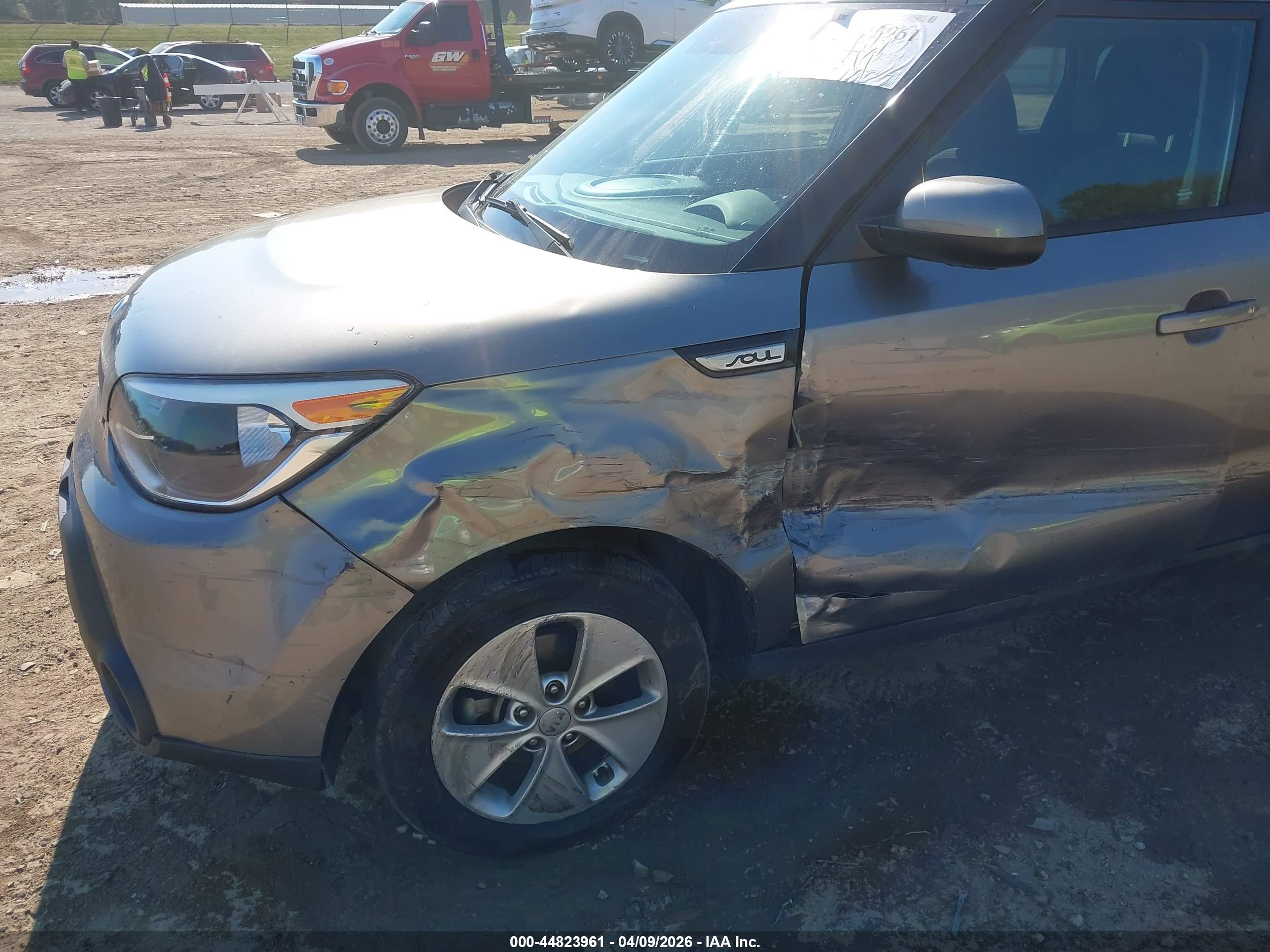 KIA SOUL image 6