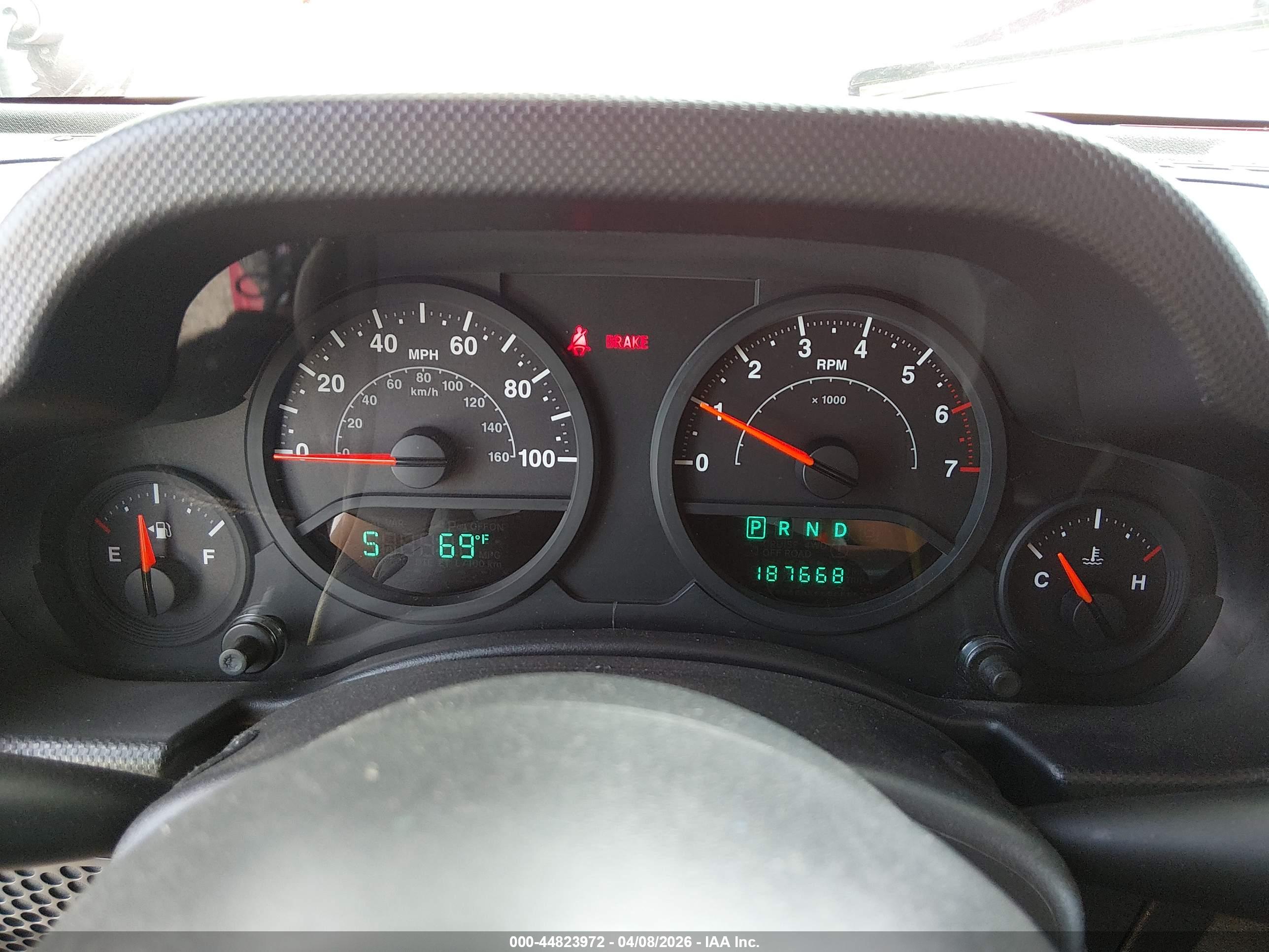JEEP WRANGLER image 7