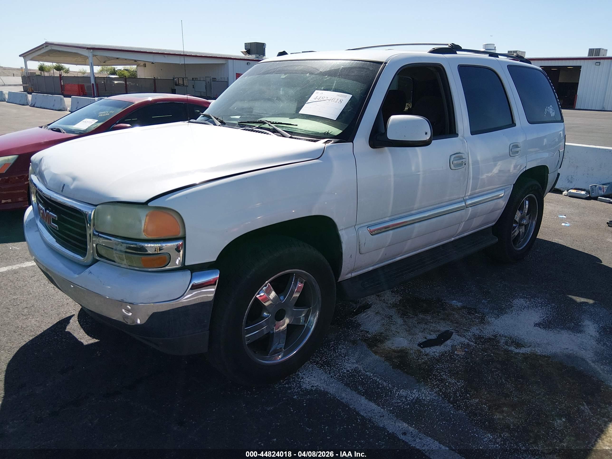 GMC YUKON image 2