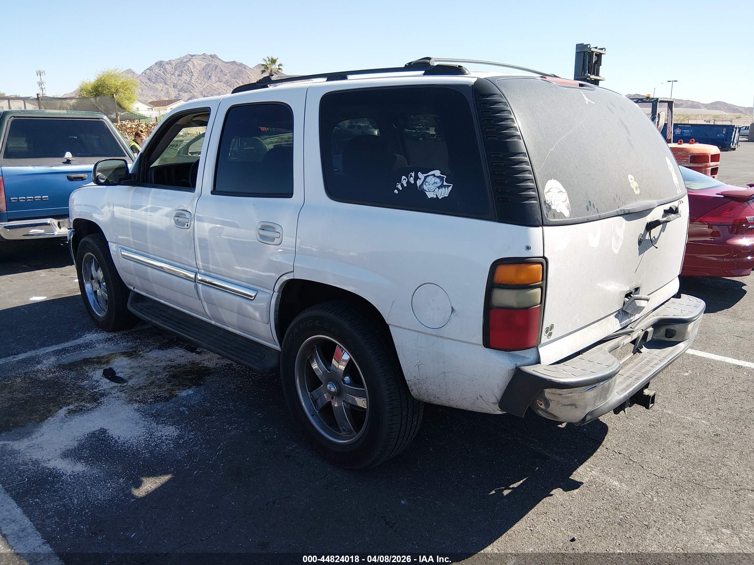 GMC YUKON image 3
