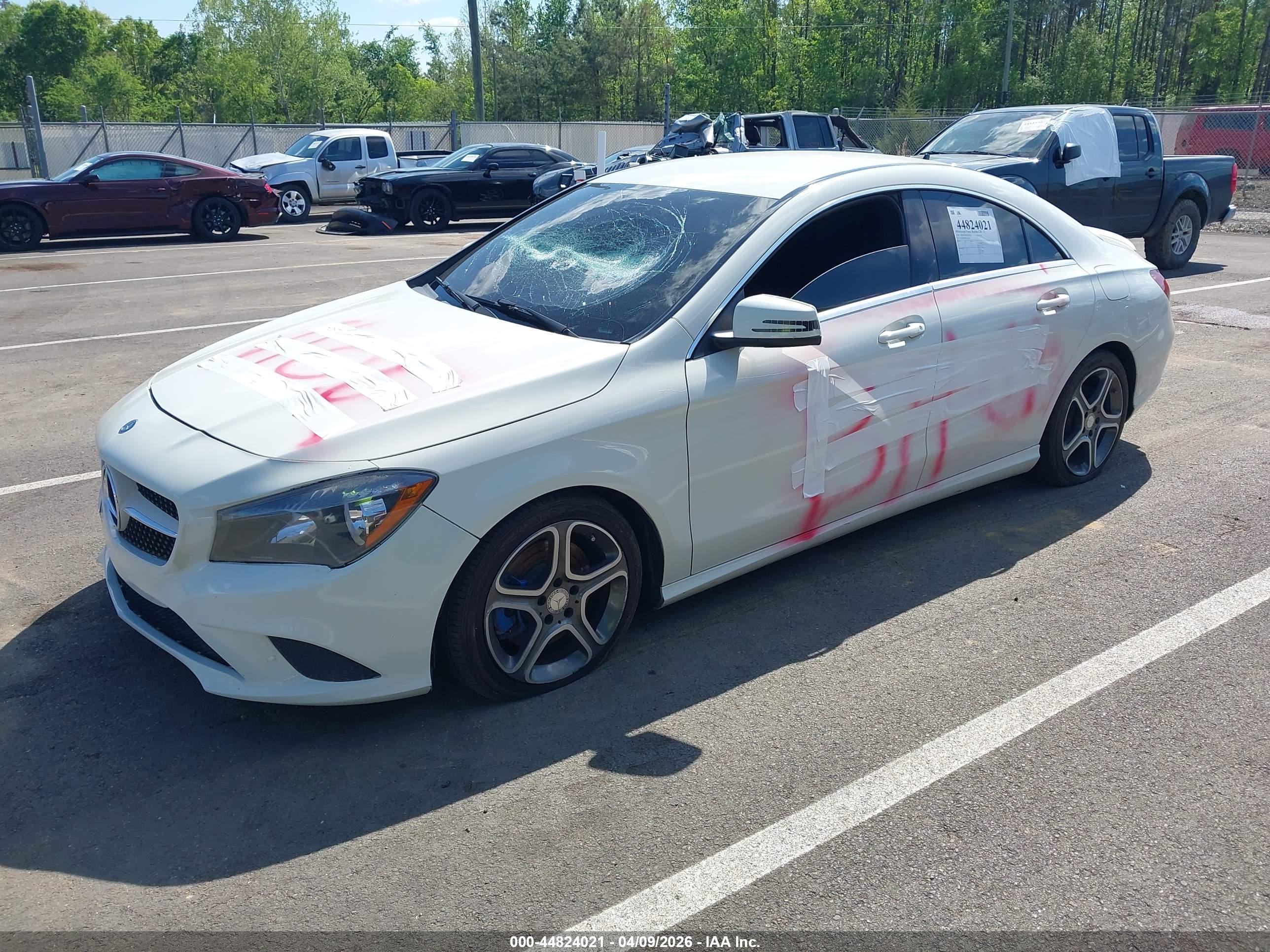MERCEDES-BENZ CLA image 2