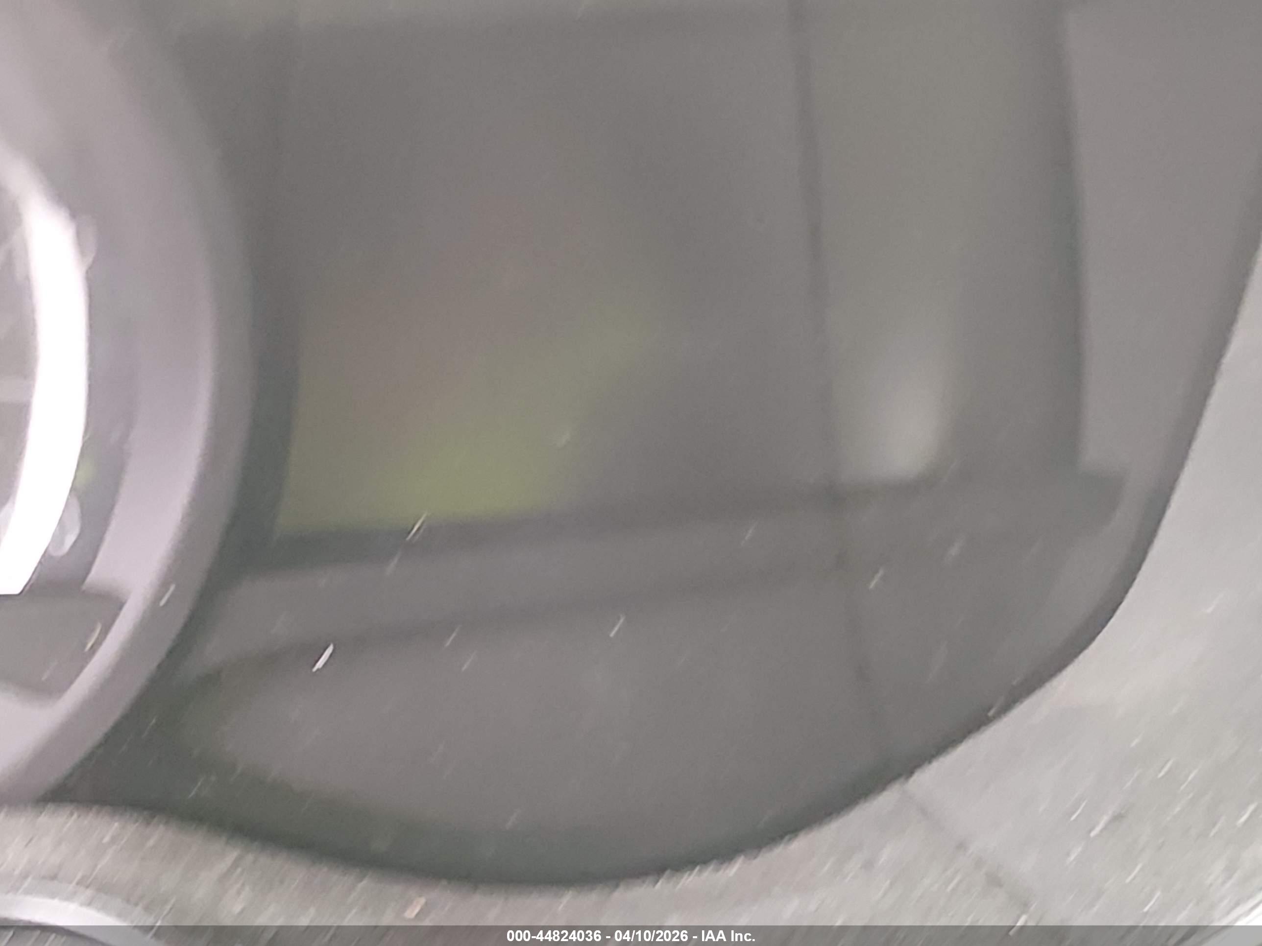 FORD FUSION image 7