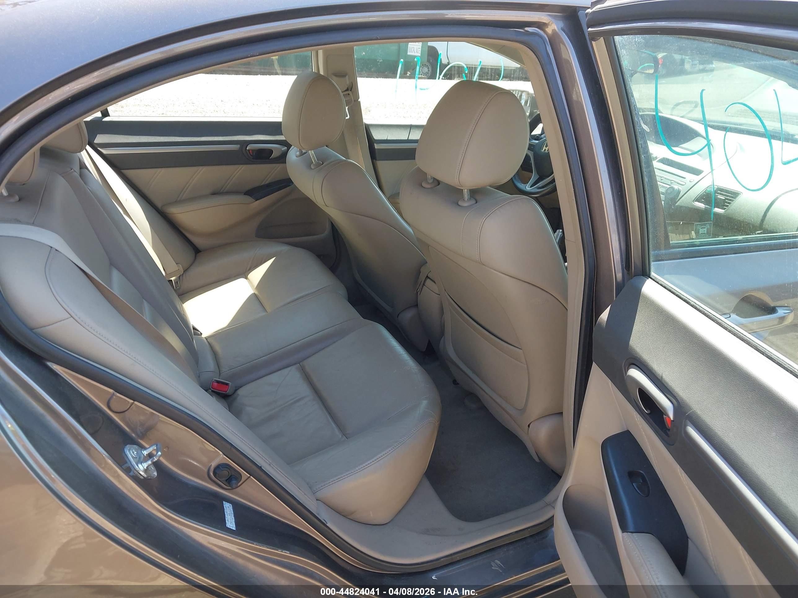 HONDA CIVIC image 8