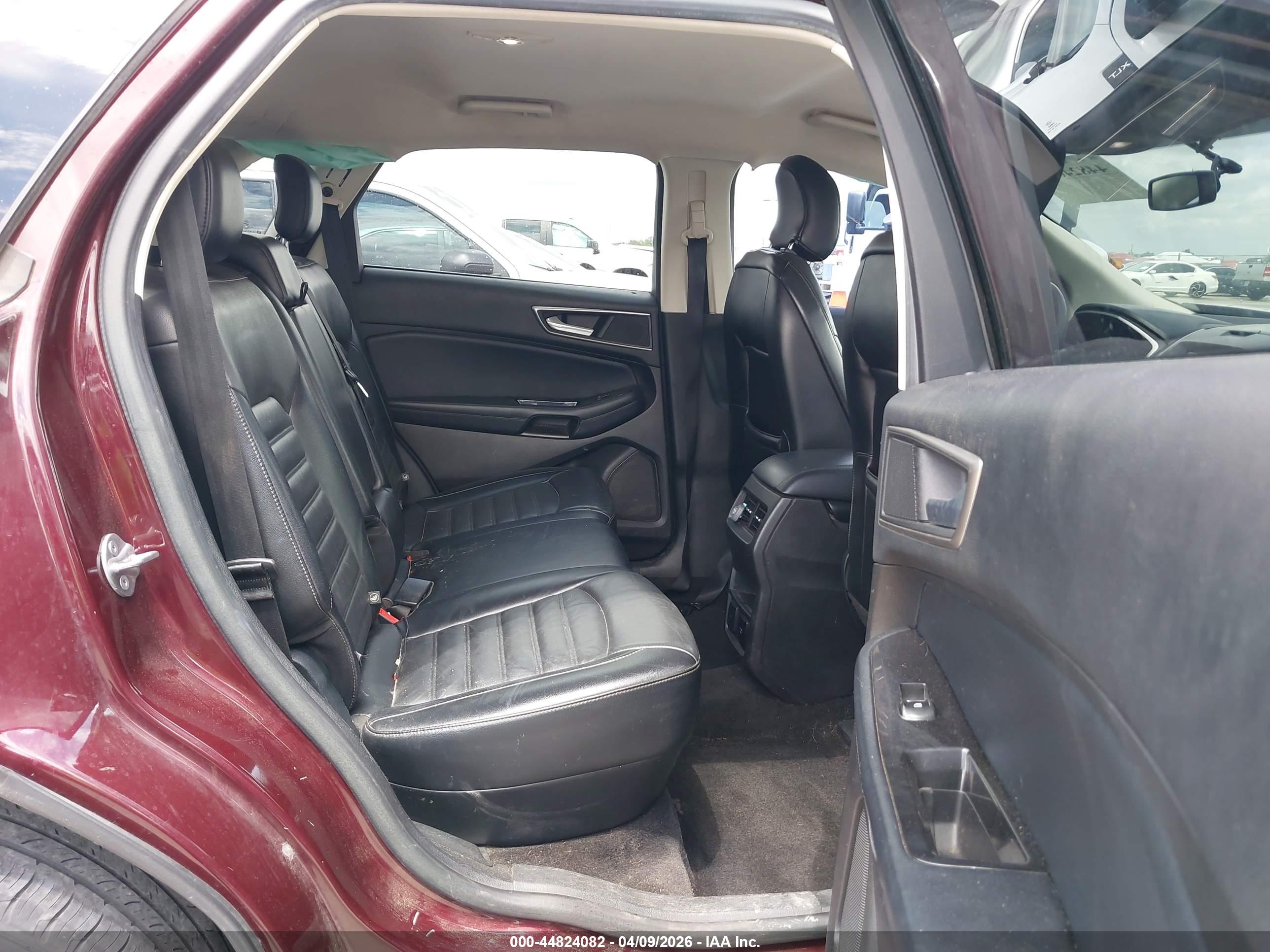 FORD EDGE image 8