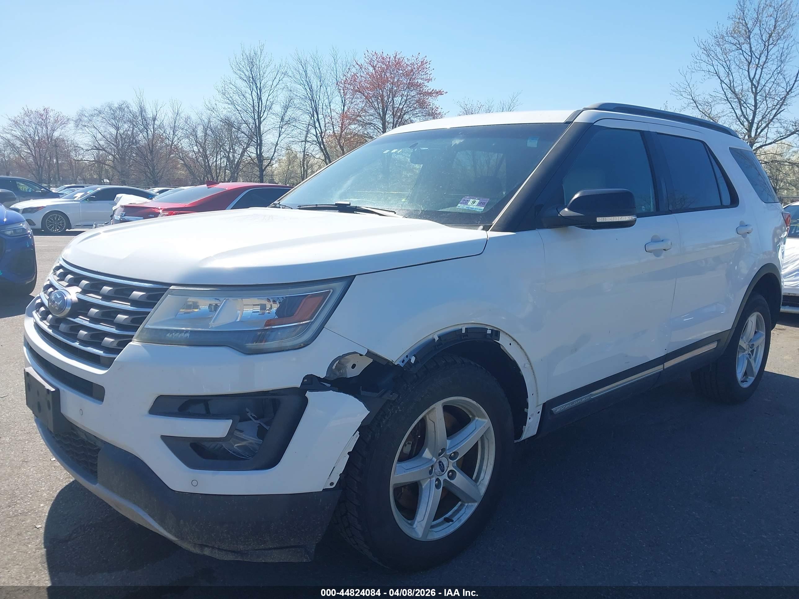FORD EXPLORER image 6
