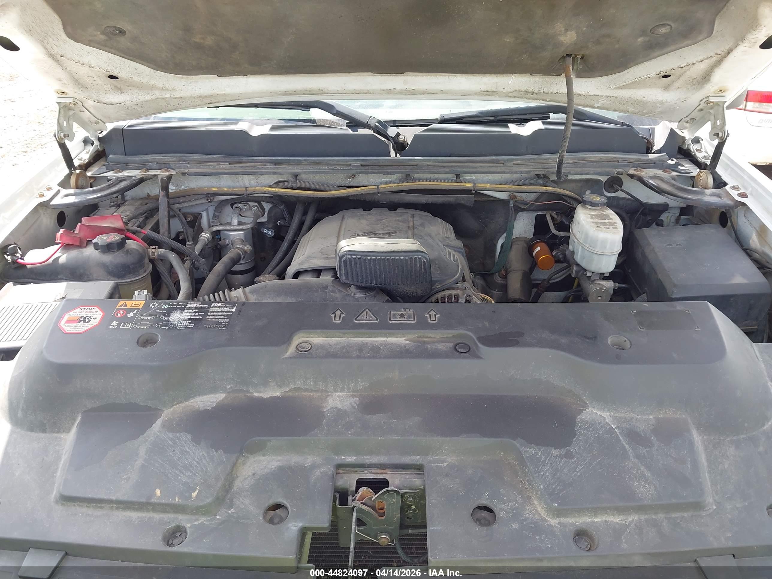 CHEVROLET SILVERADO image 10