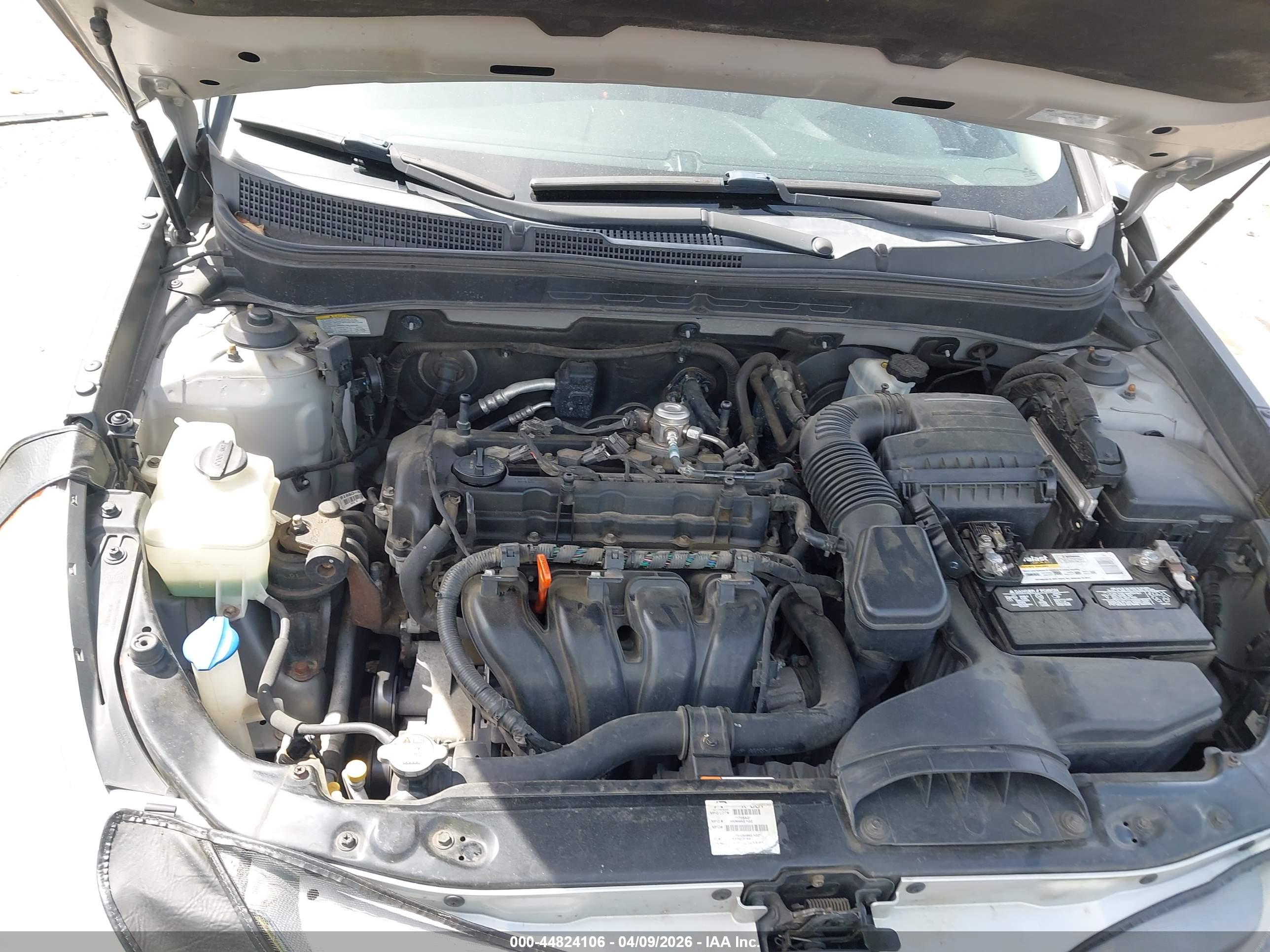 HYUNDAI SONATA image 10