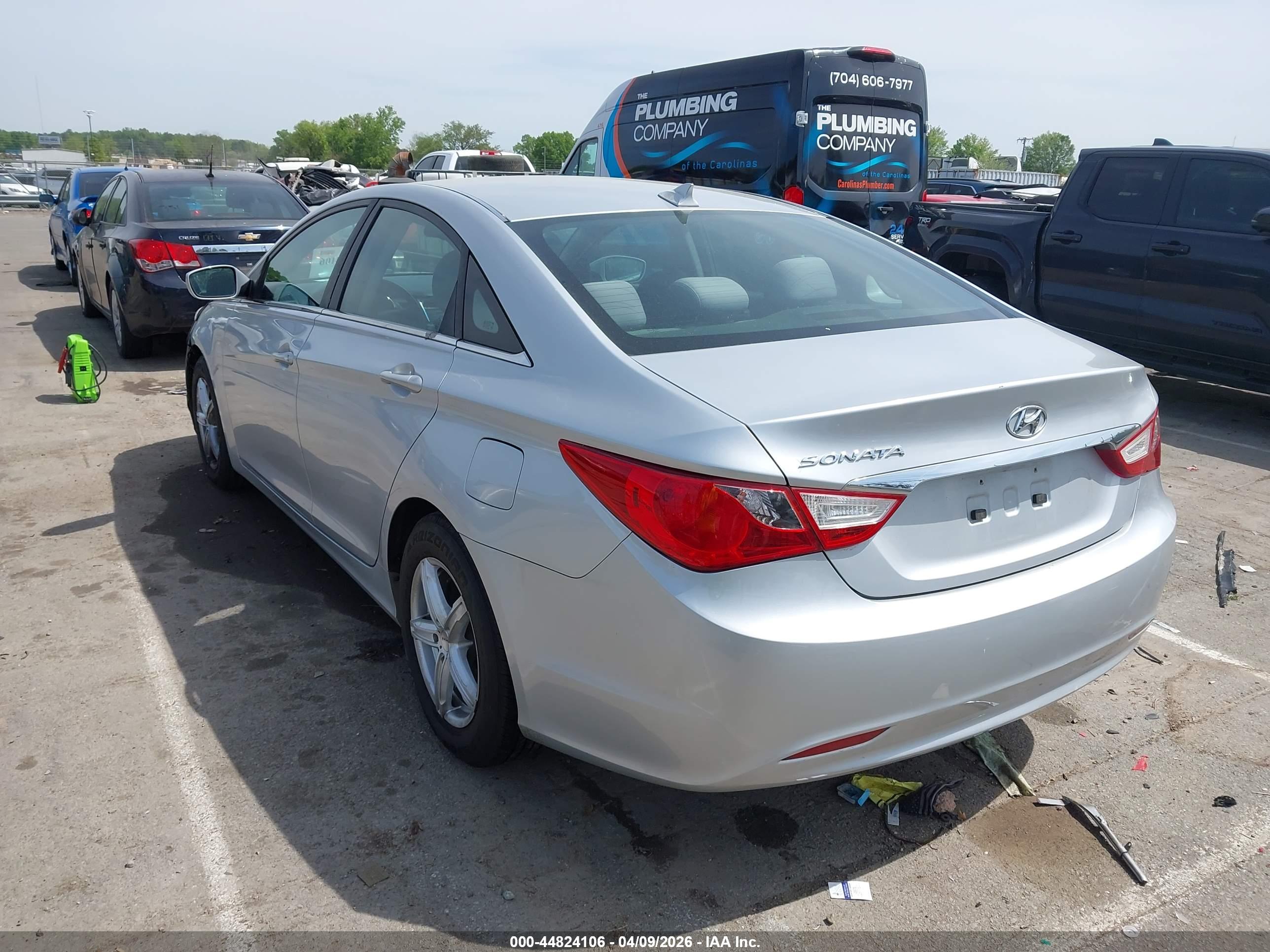HYUNDAI SONATA image 3