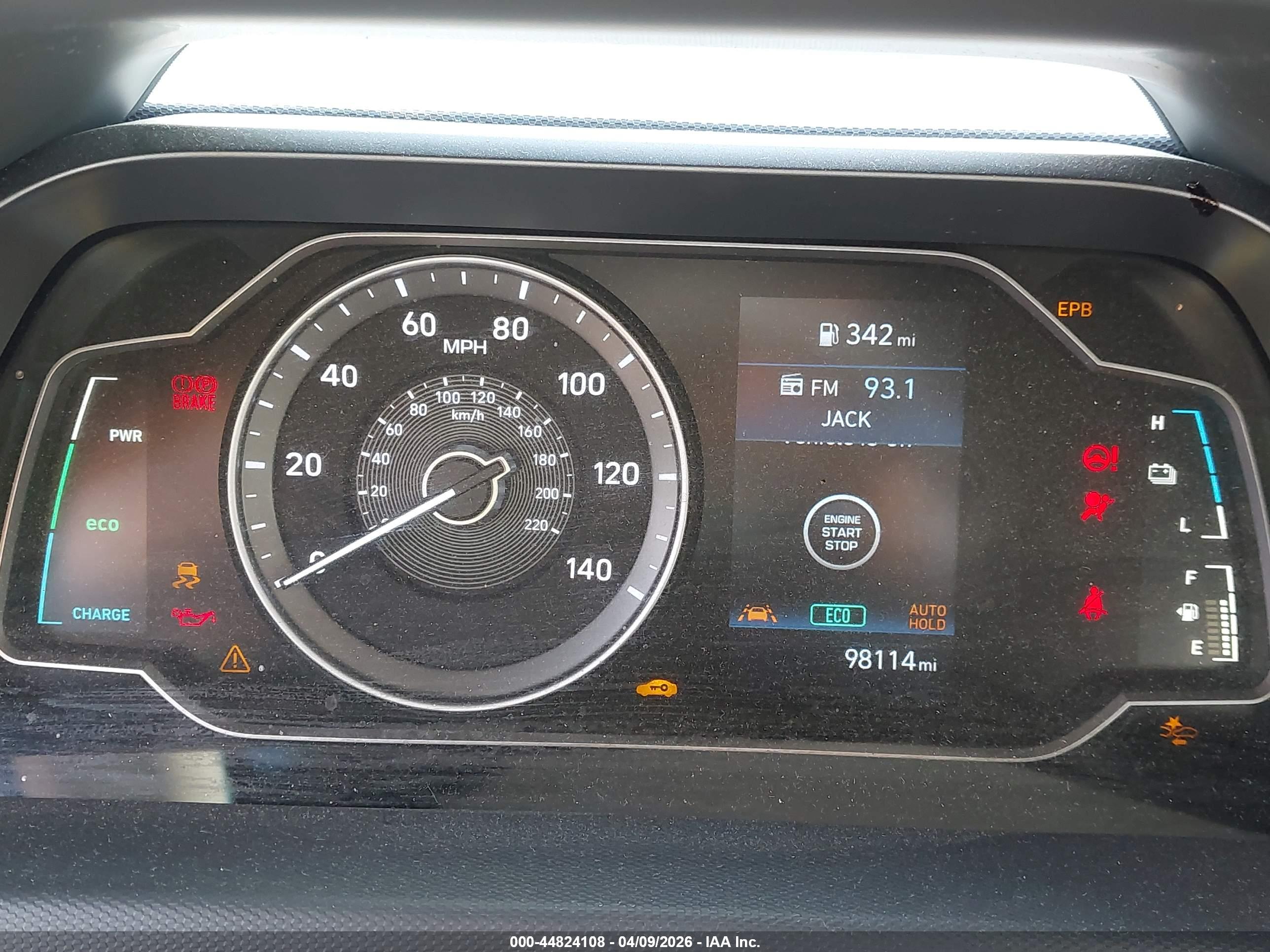 HYUNDAI IONIQ image 7