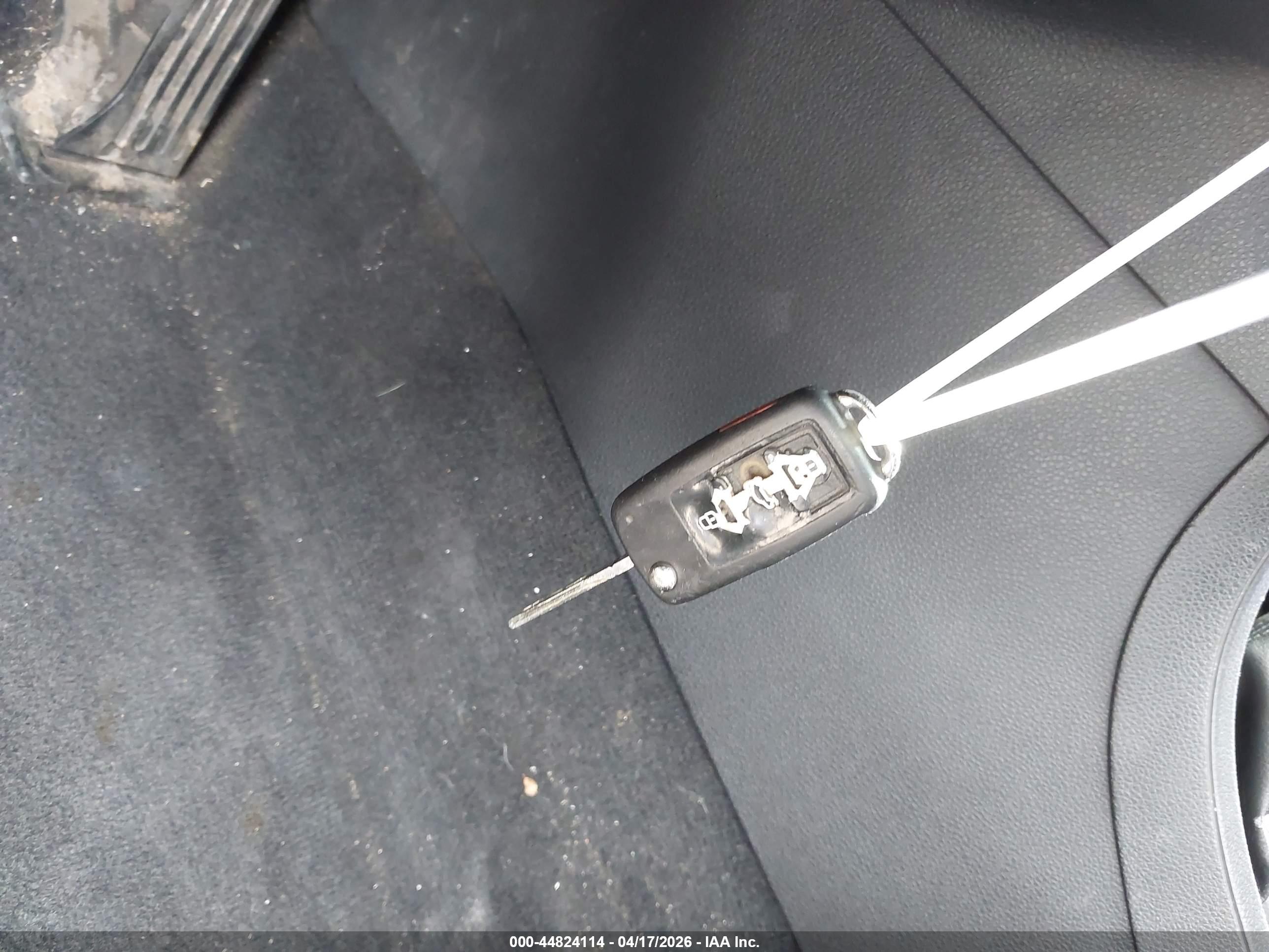 VOLKSWAGEN PASSAT image 11