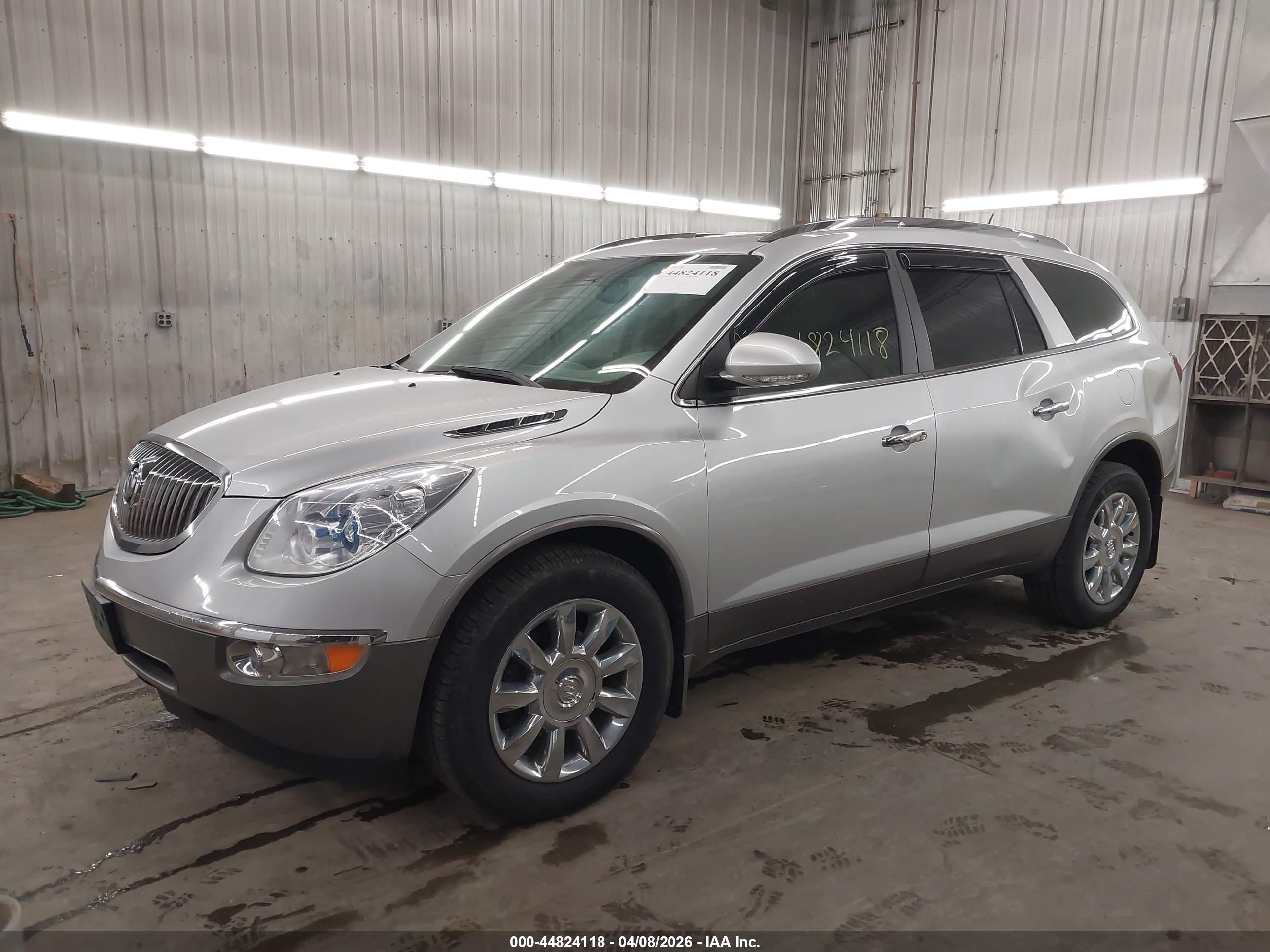 BUICK ENCLAVE image 2