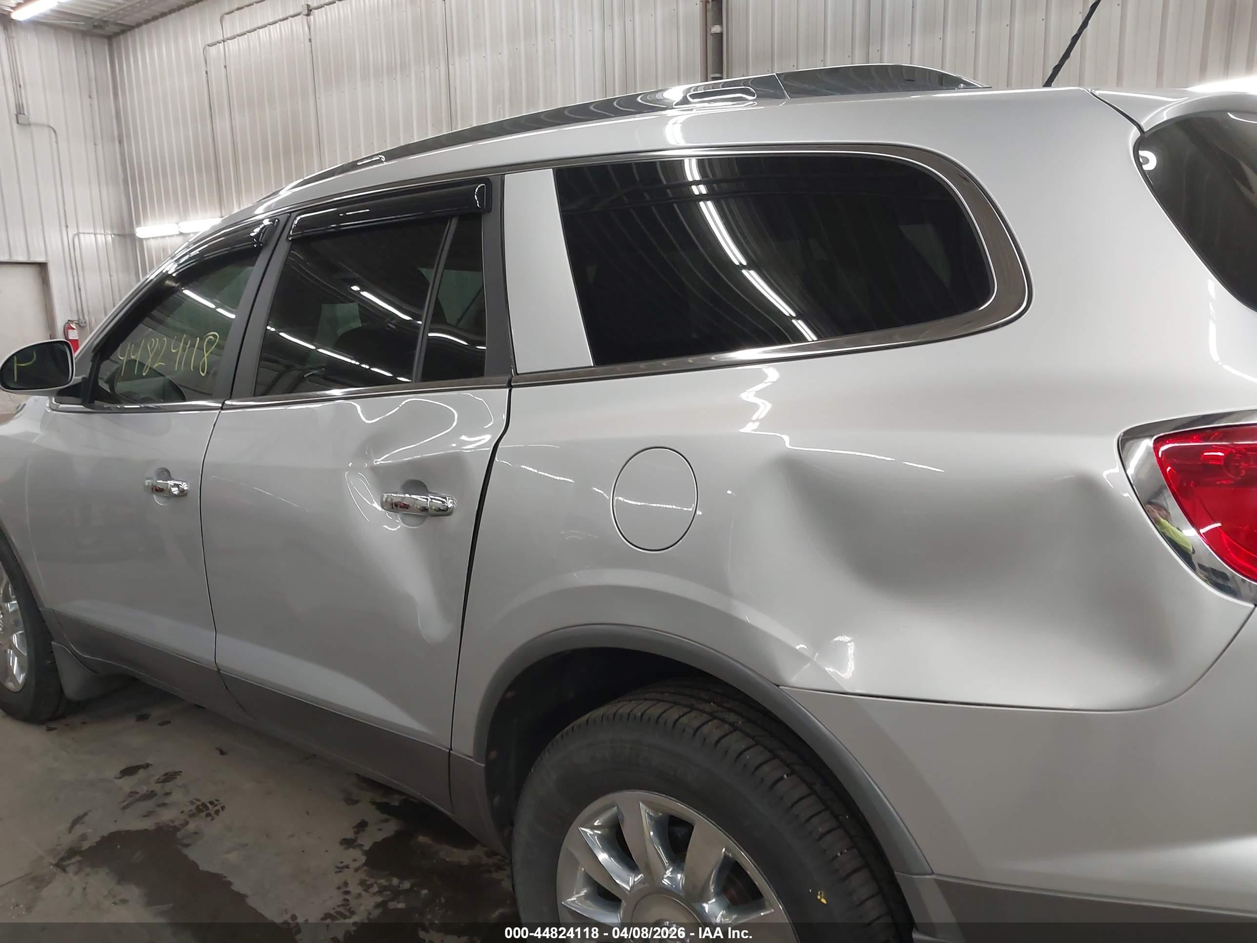 BUICK ENCLAVE image 6