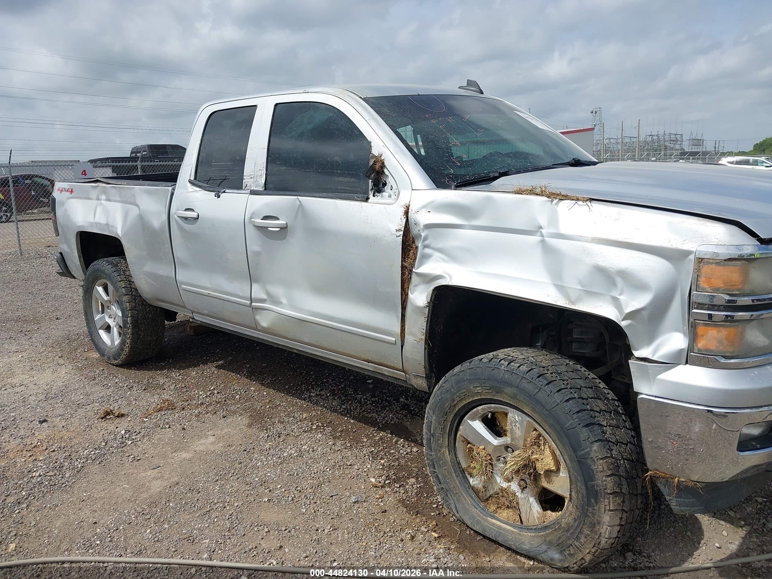 CHEVROLET SILVERADO image 6