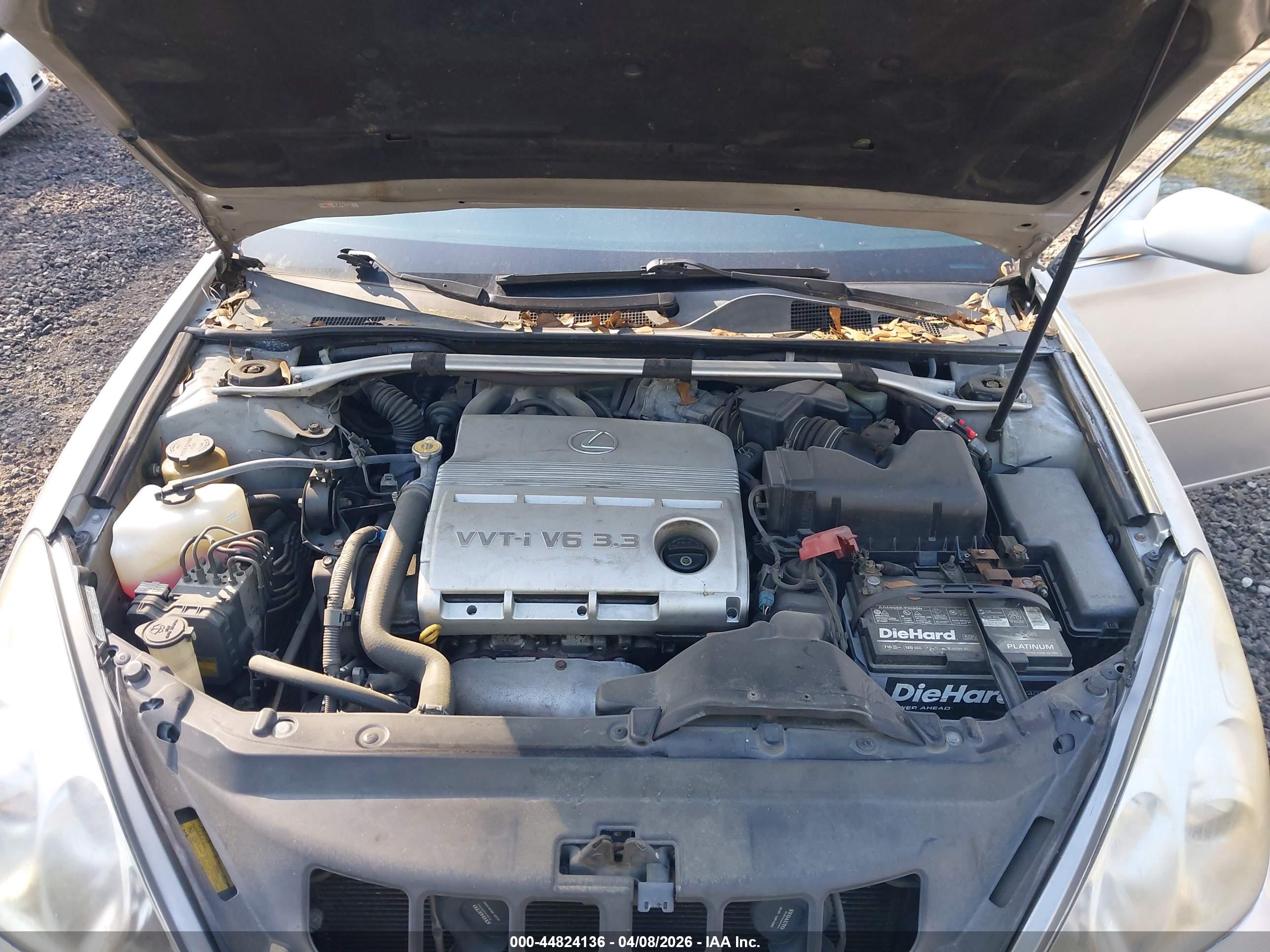 LEXUS ES image 10