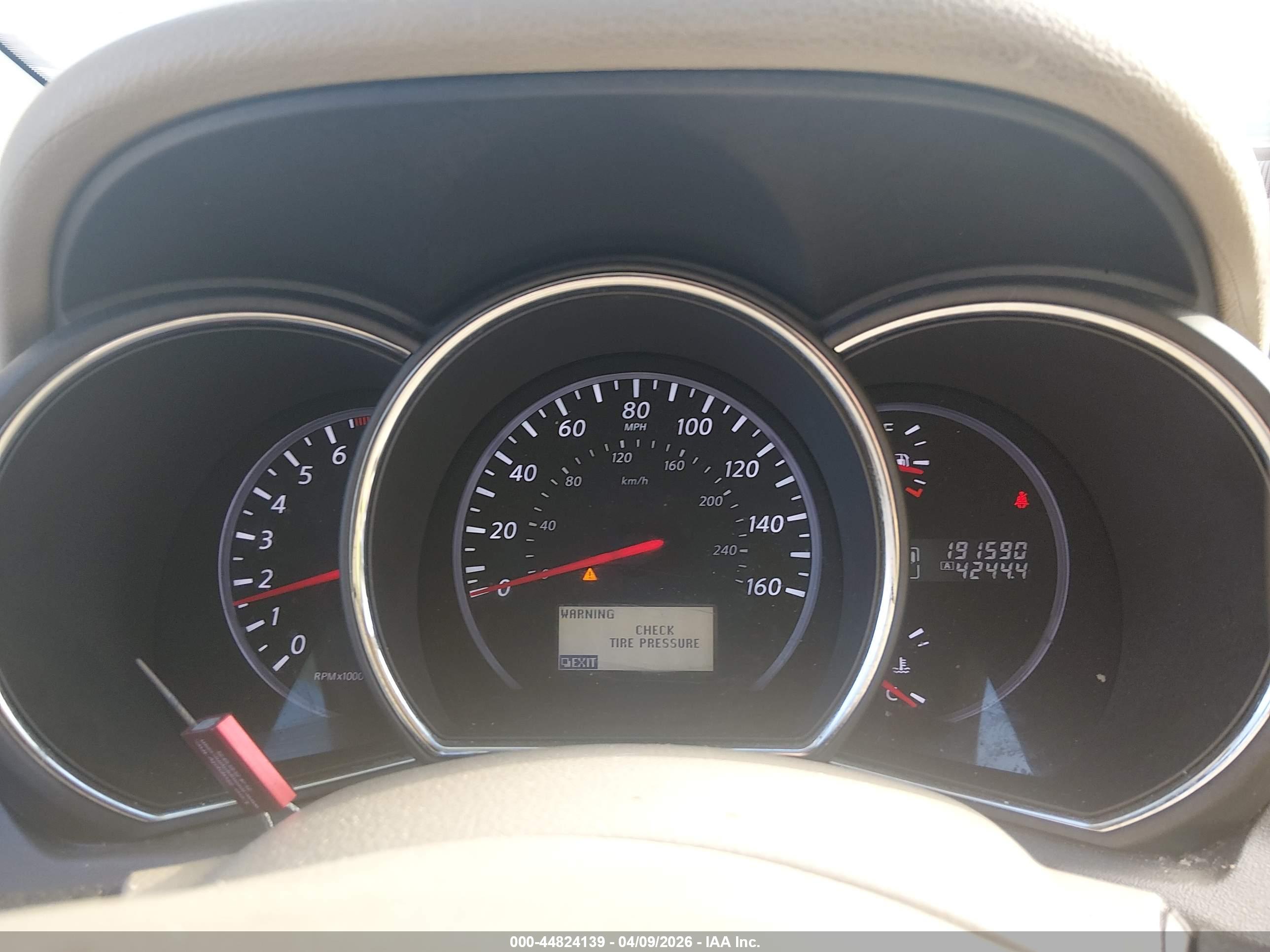 NISSAN MURANO image 7