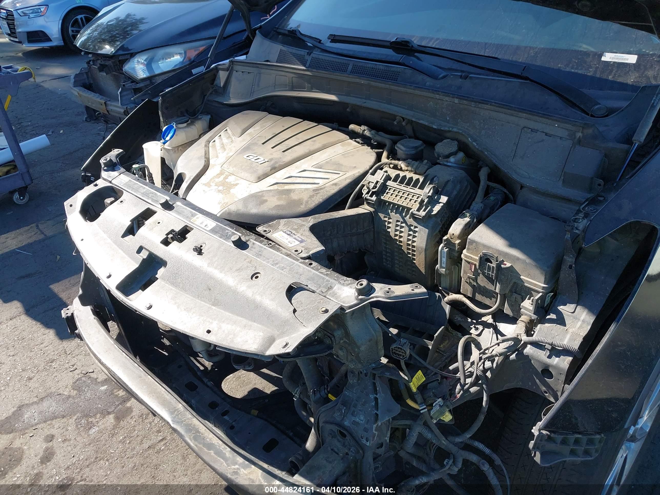 HYUNDAI SANTA image 10