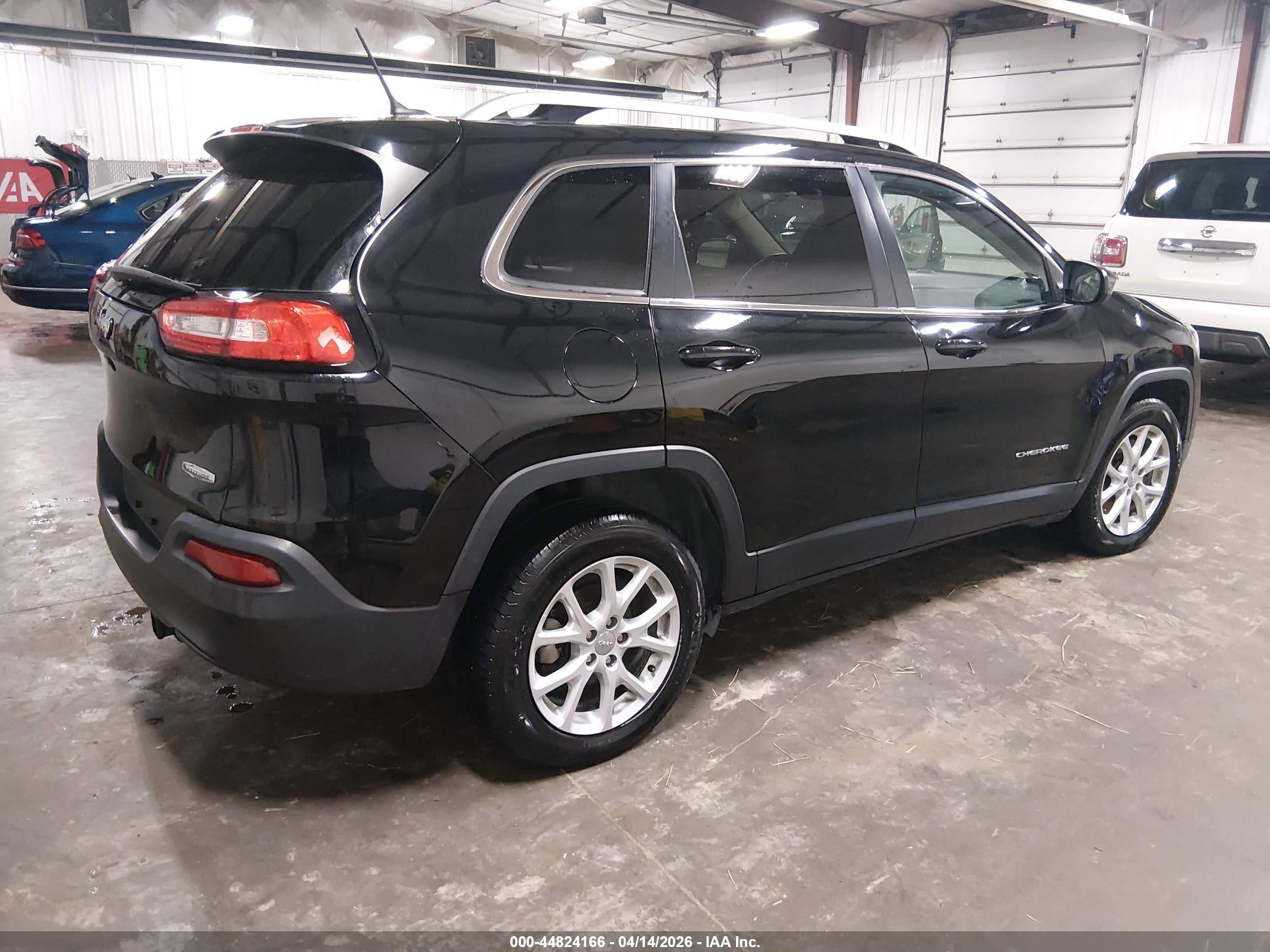 JEEP CHEROKEE image 4