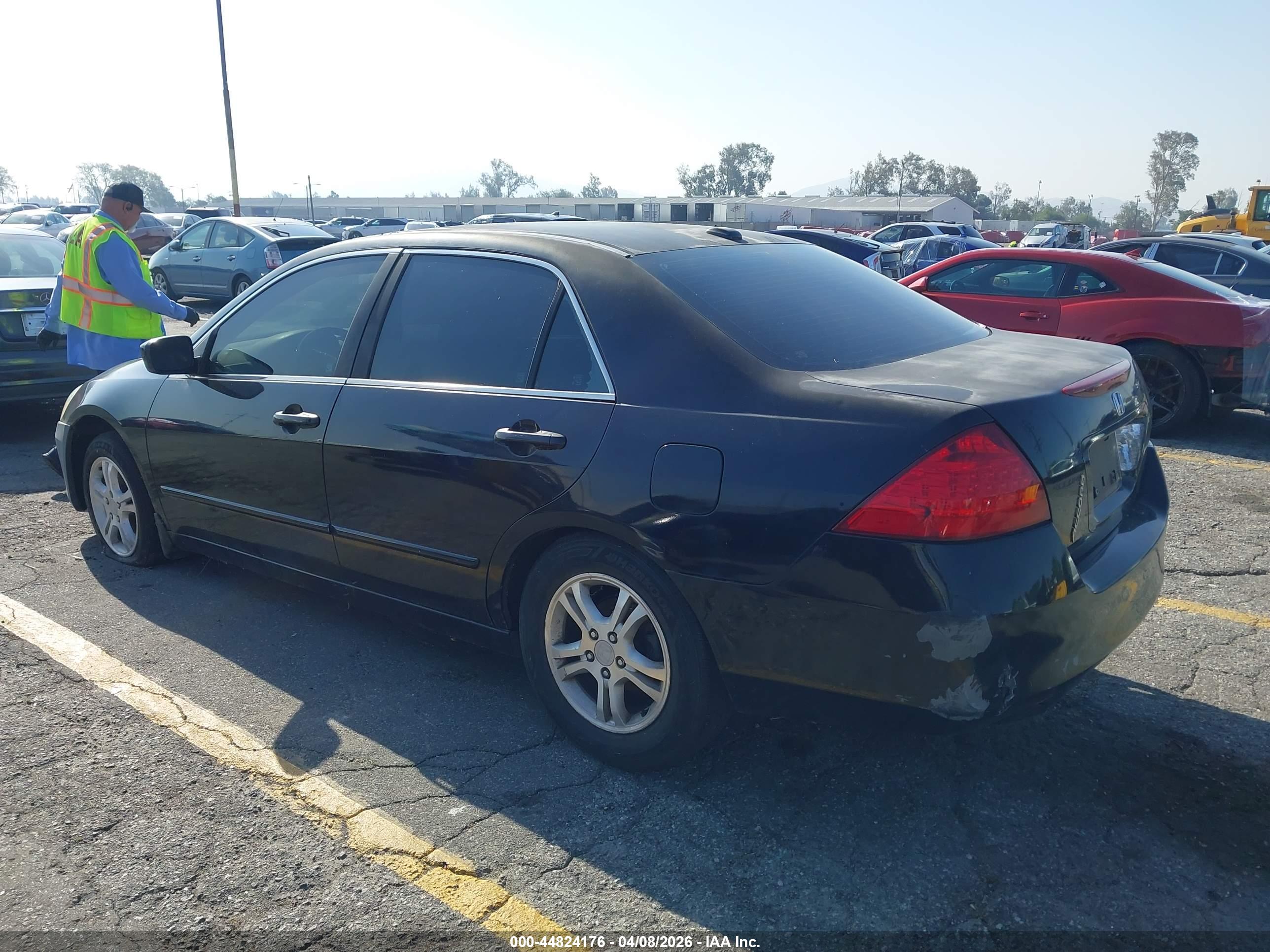 HONDA ACCORD image 3