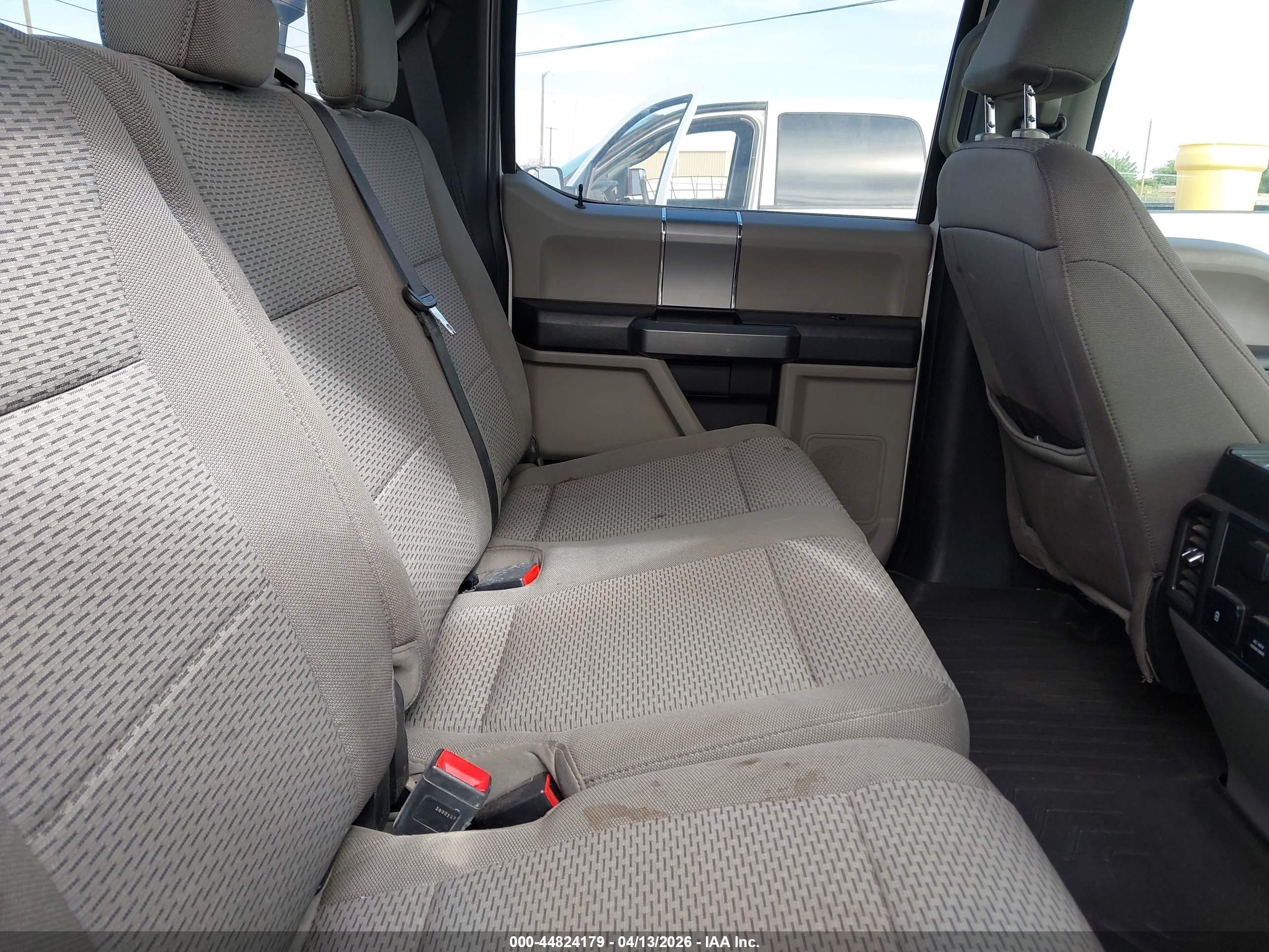 FORD F-250 image 8