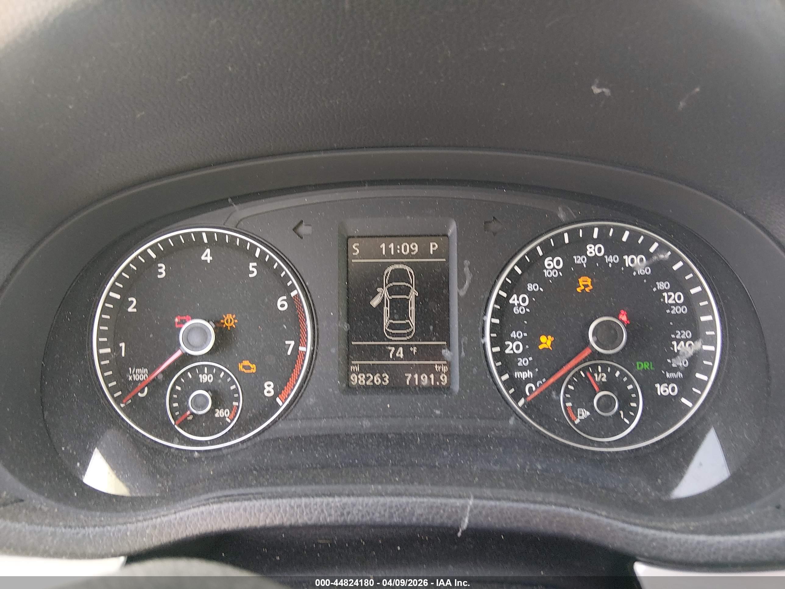 VOLKSWAGEN PASSAT image 7