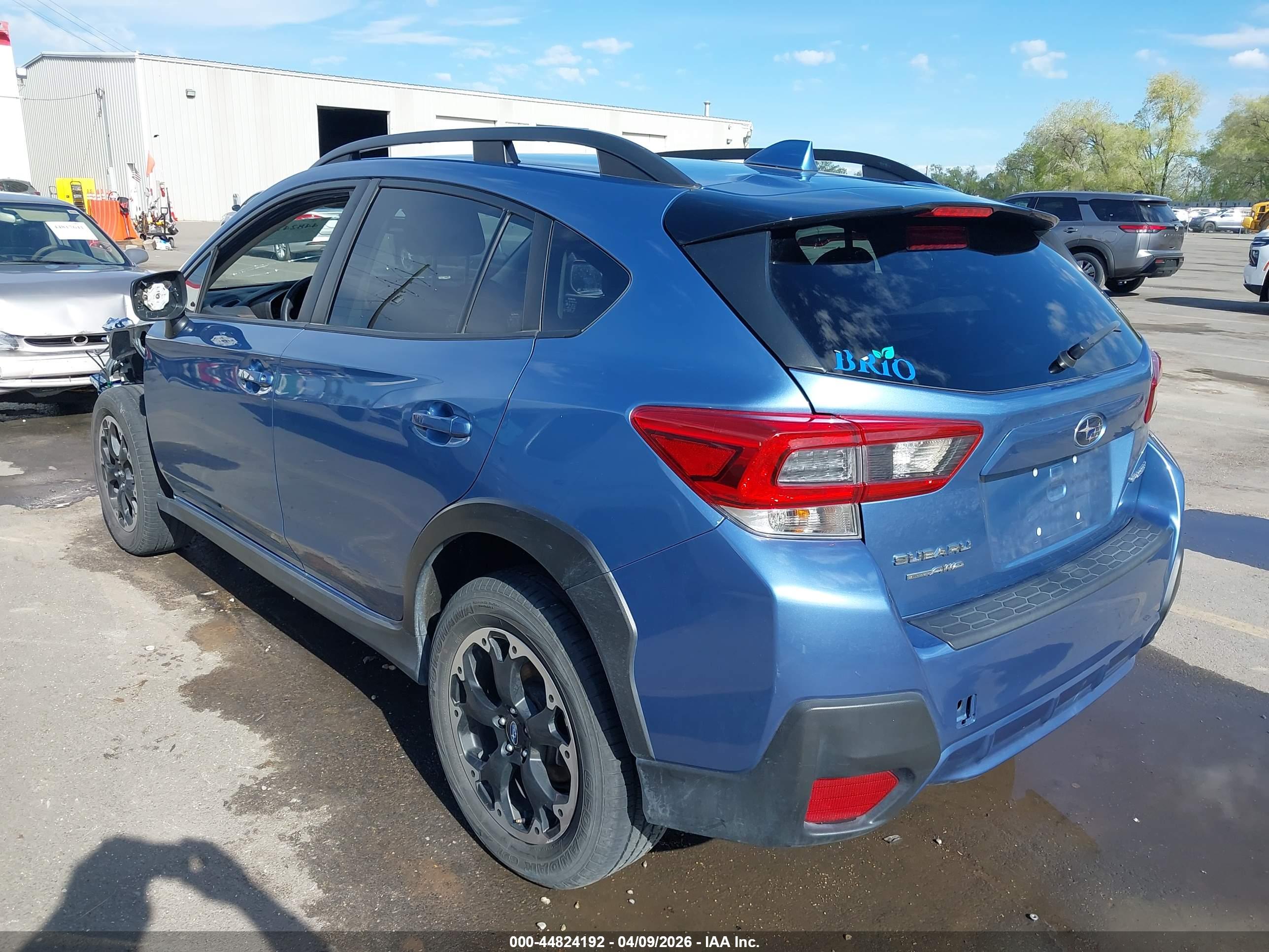 SUBARU CROSSTREK image 3
