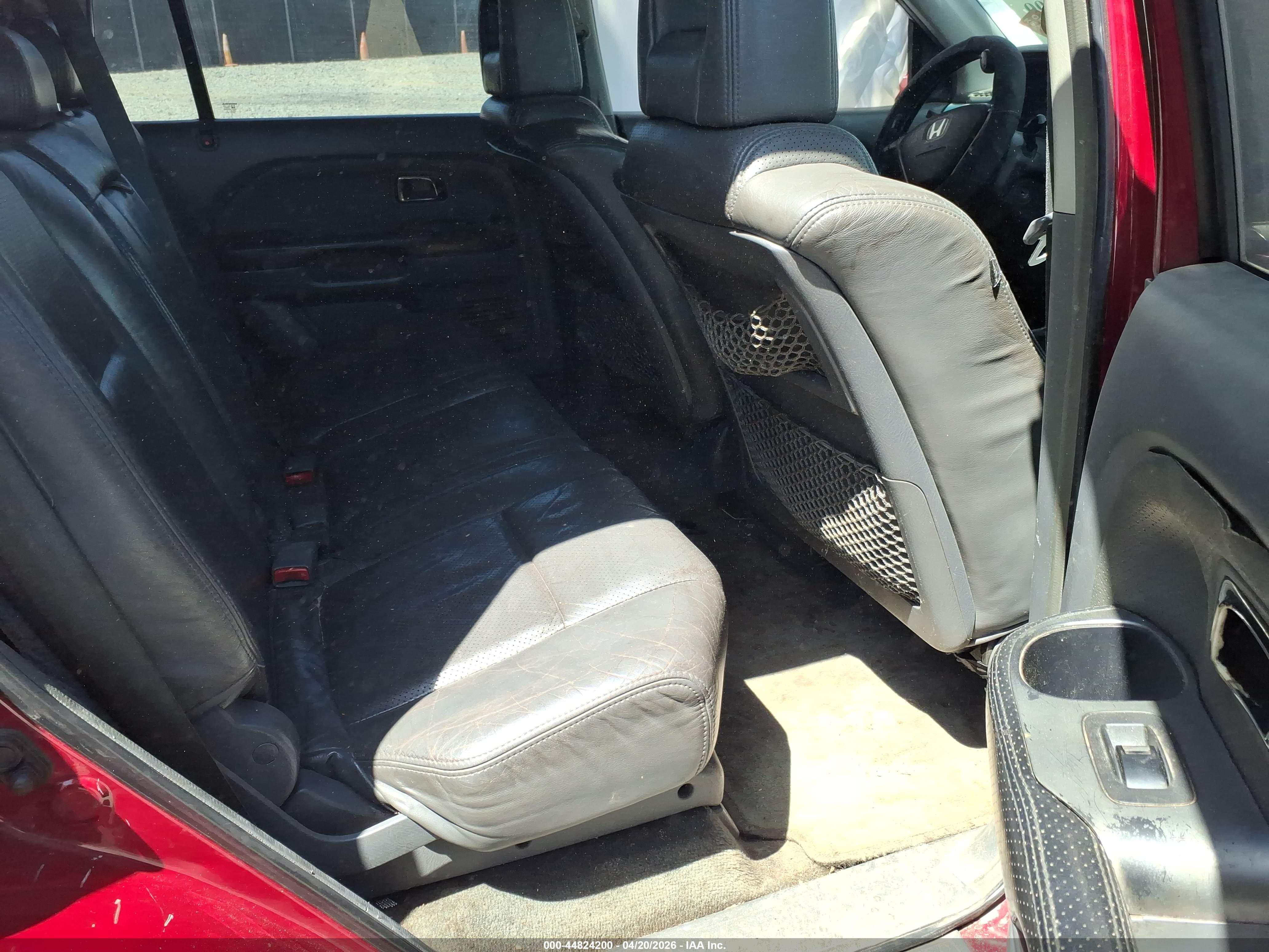 HONDA PILOT image 8