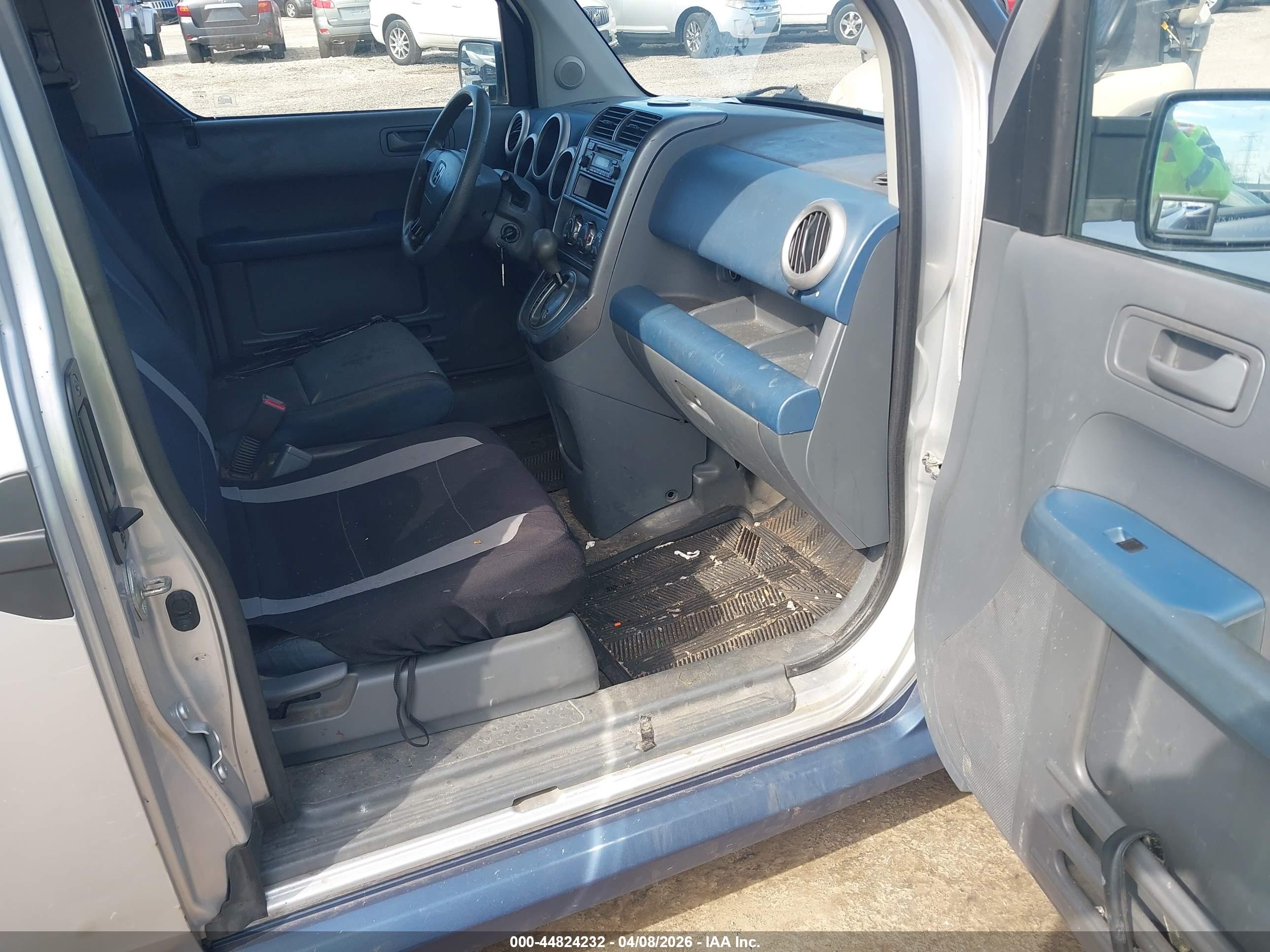 HONDA ELEMENT image 5