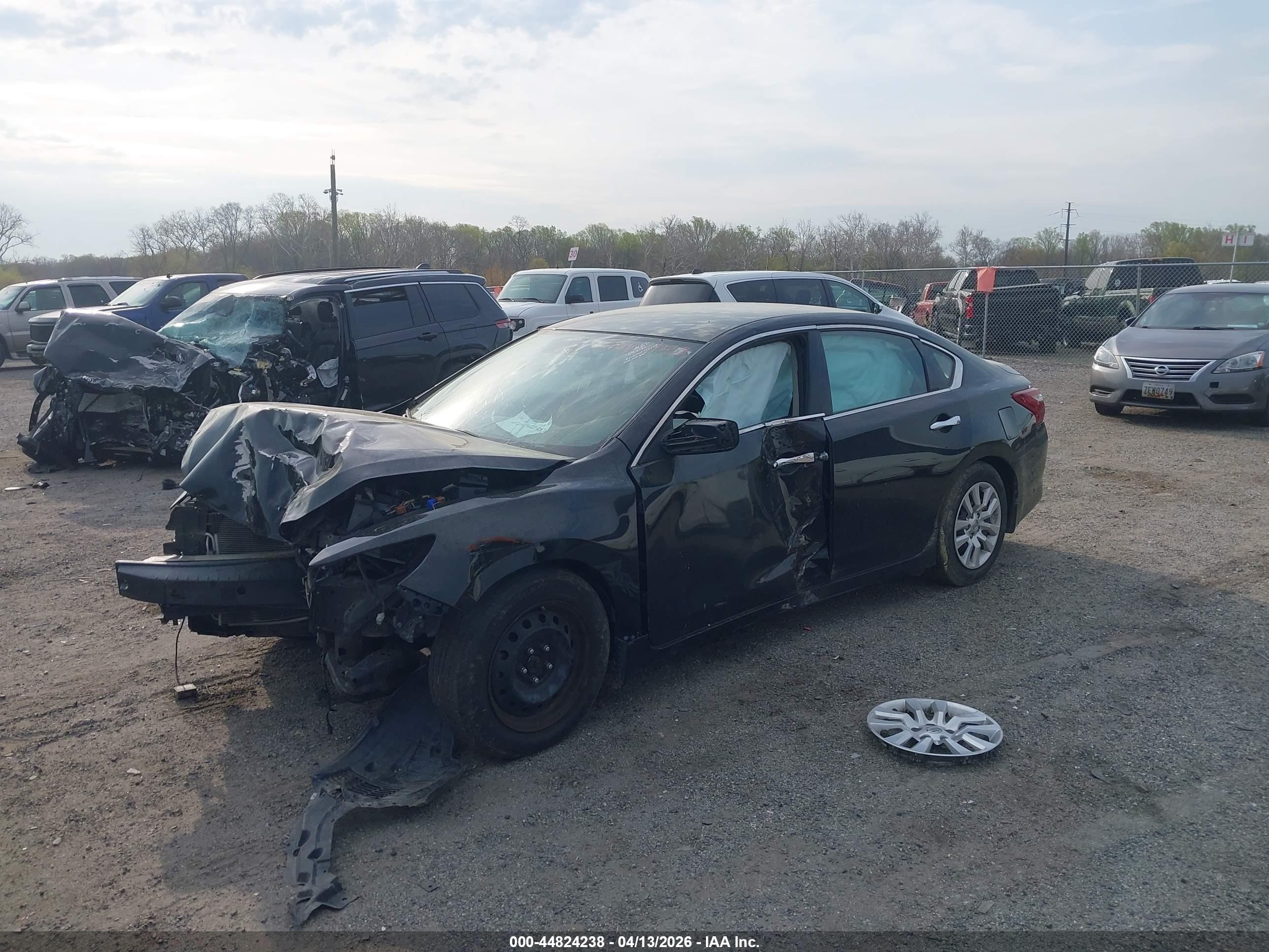 NISSAN ALTIMA image 2