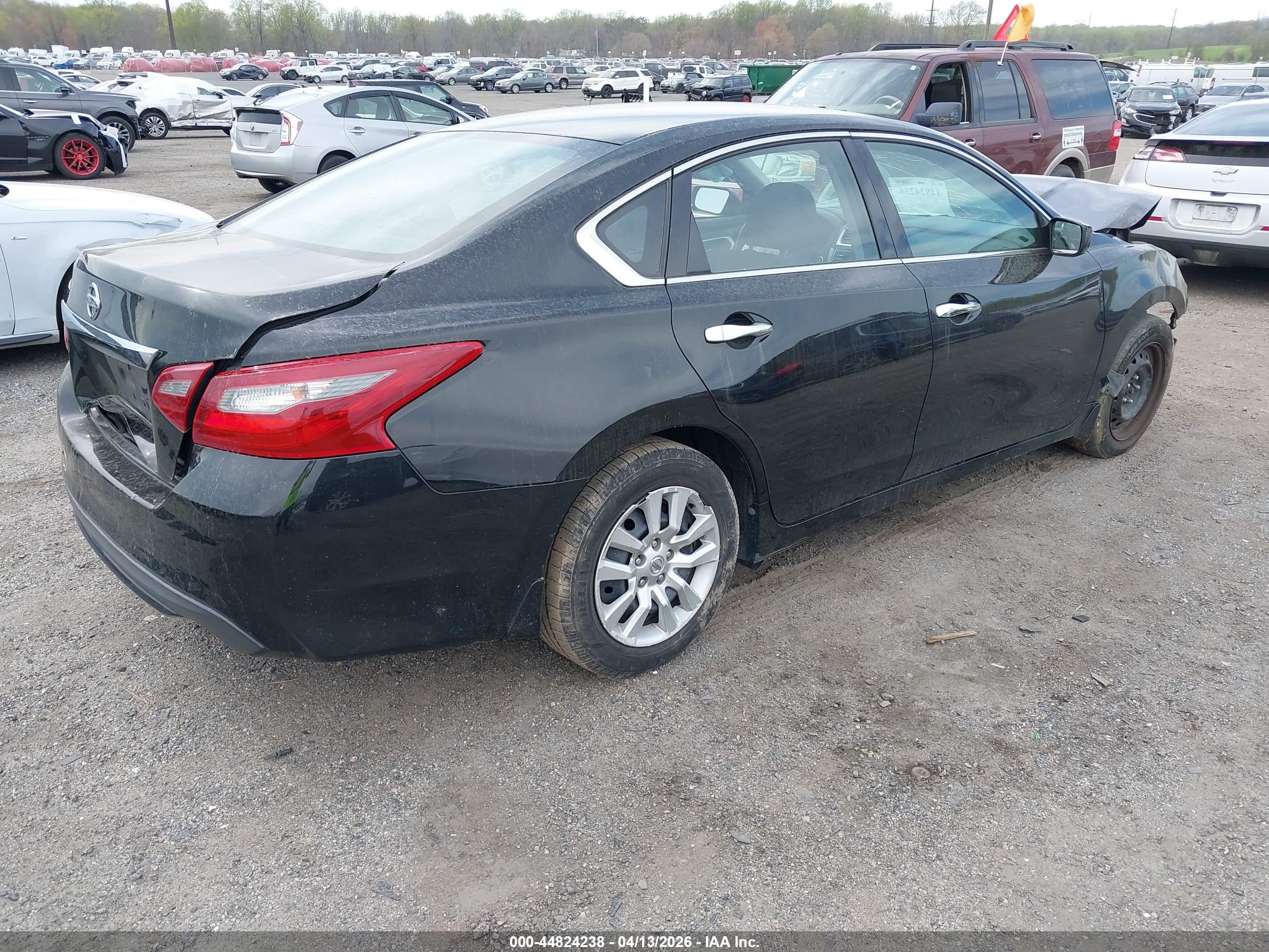 NISSAN ALTIMA image 4