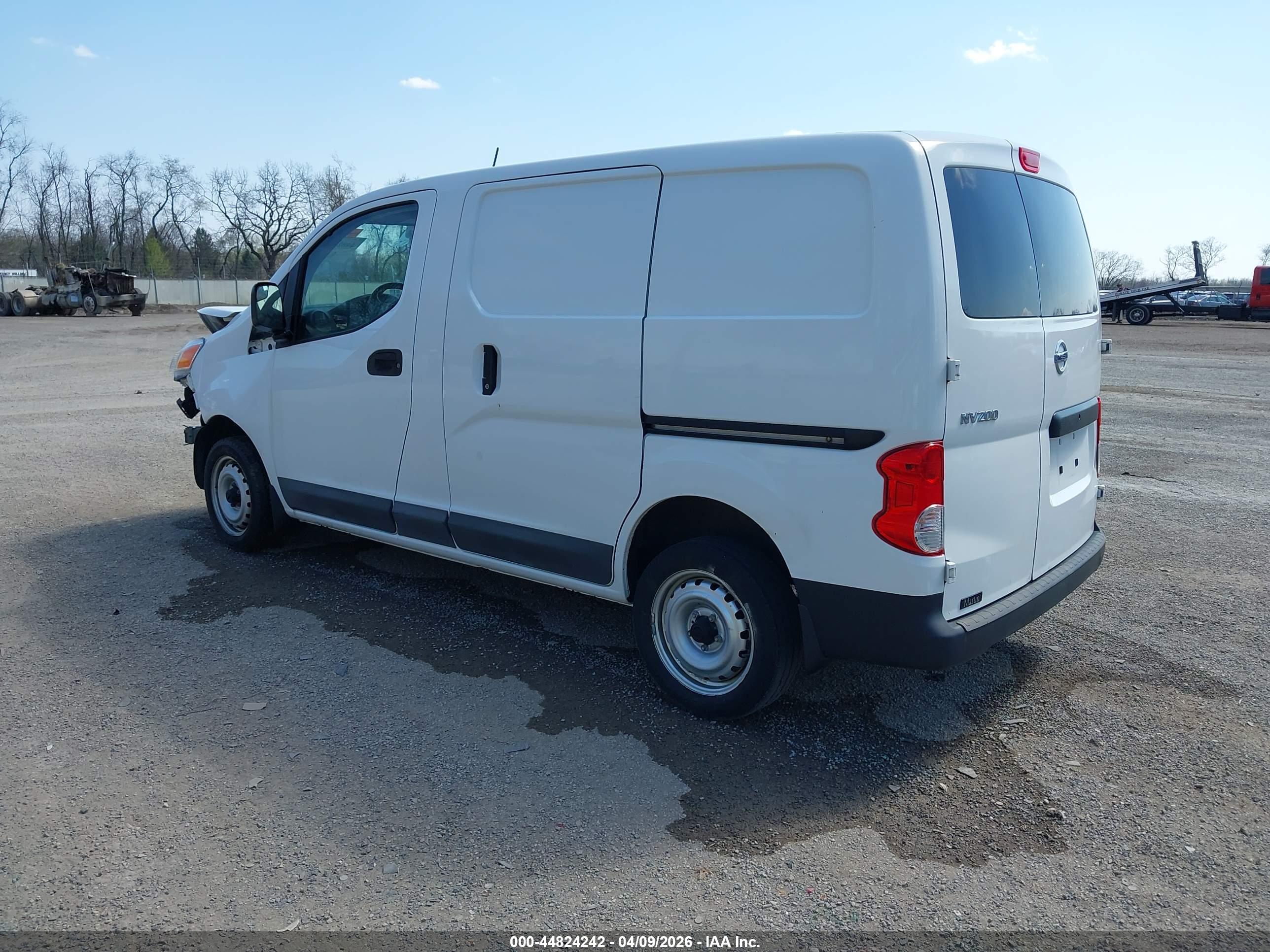 NISSAN NV200 image 3