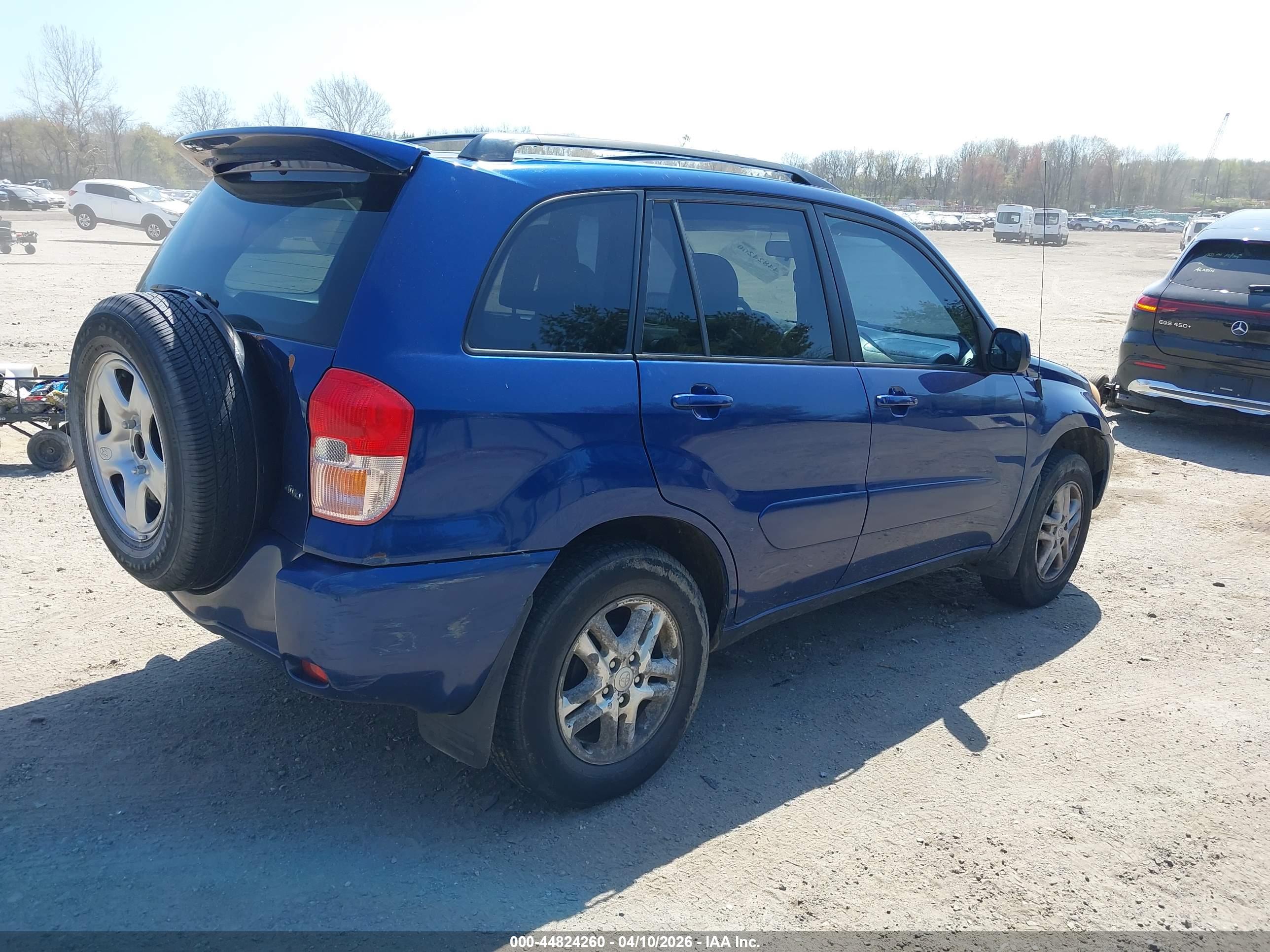 TOYOTA RAV4 image 4