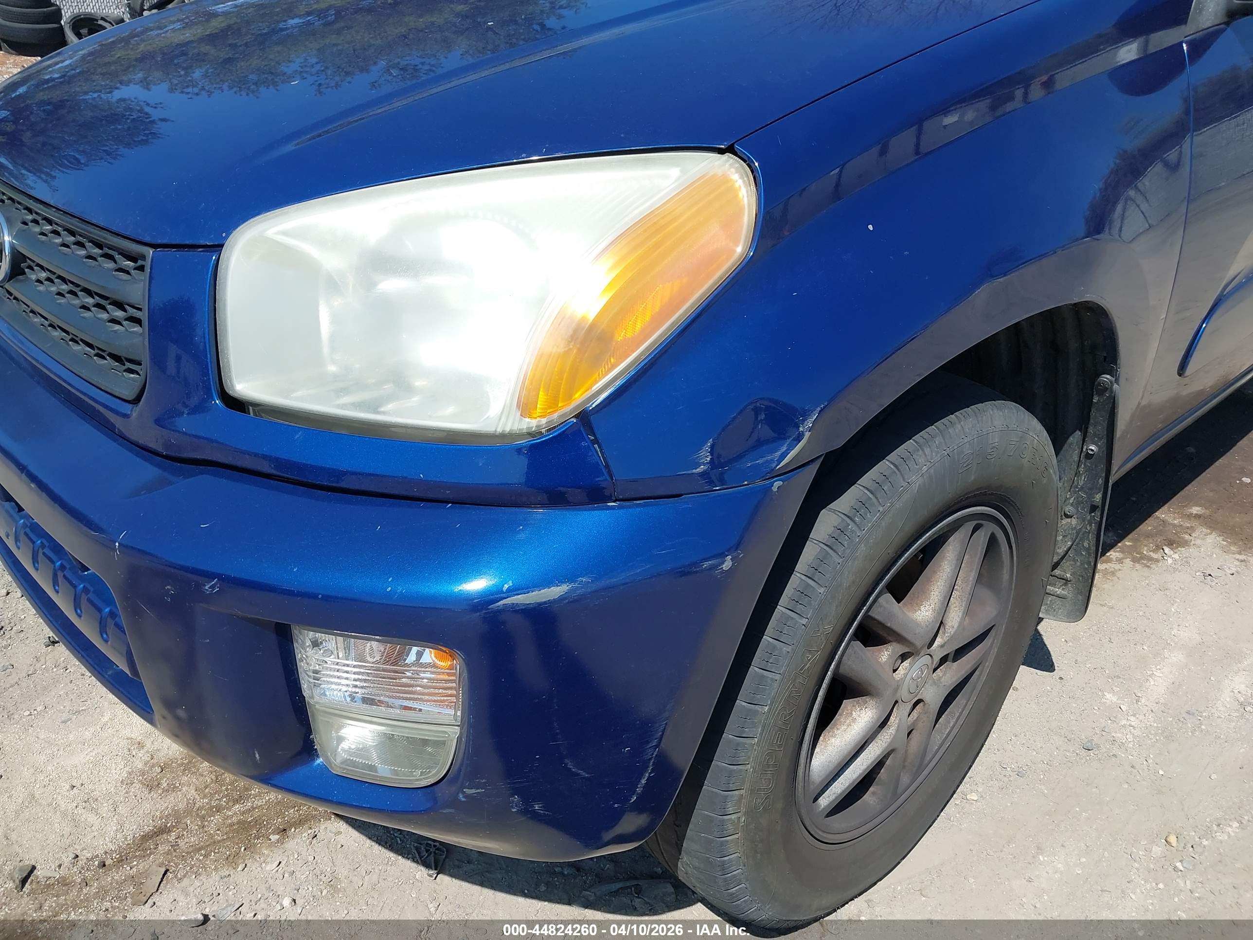TOYOTA RAV4 image 6