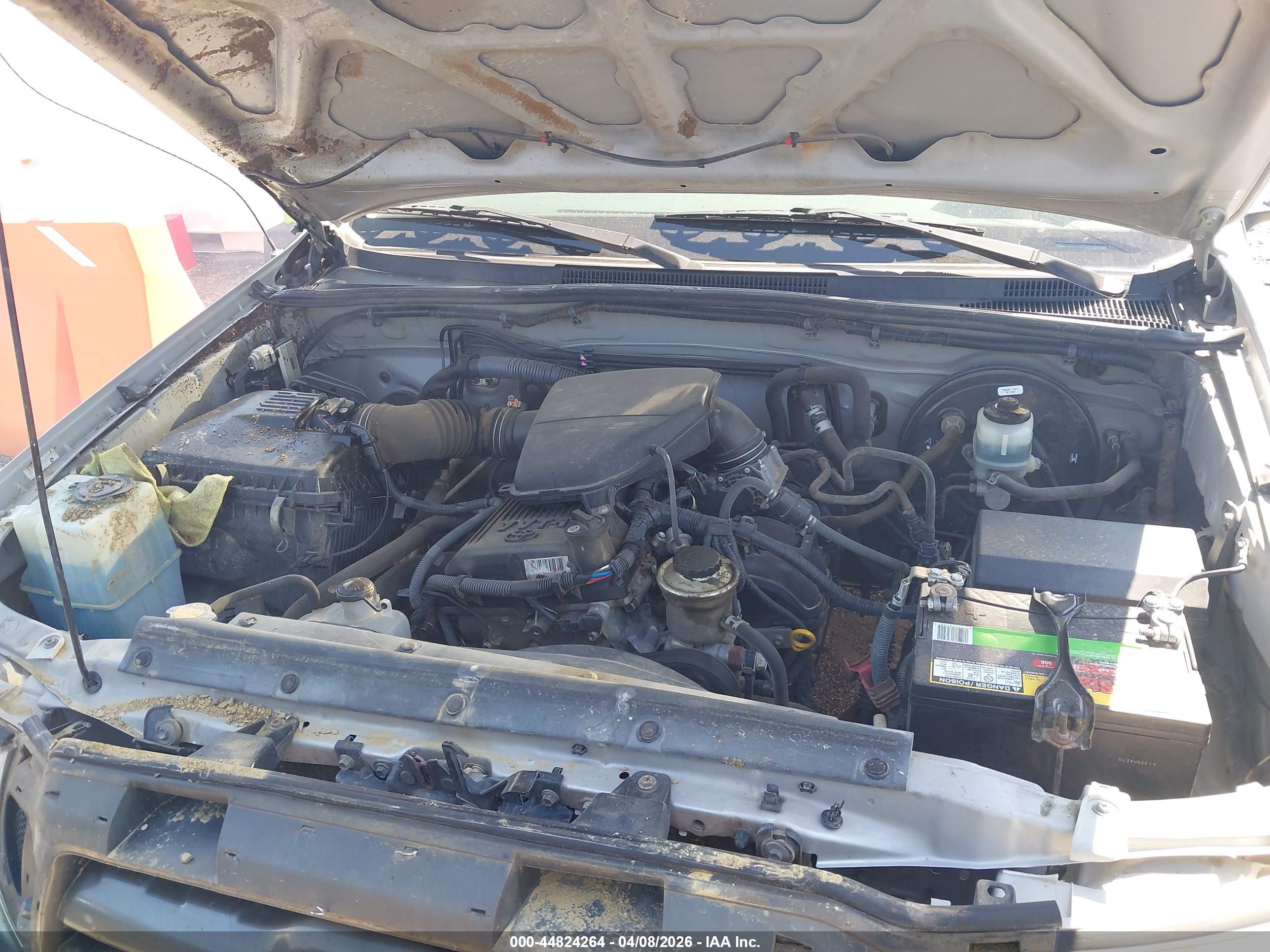TOYOTA TACOMA image 10
