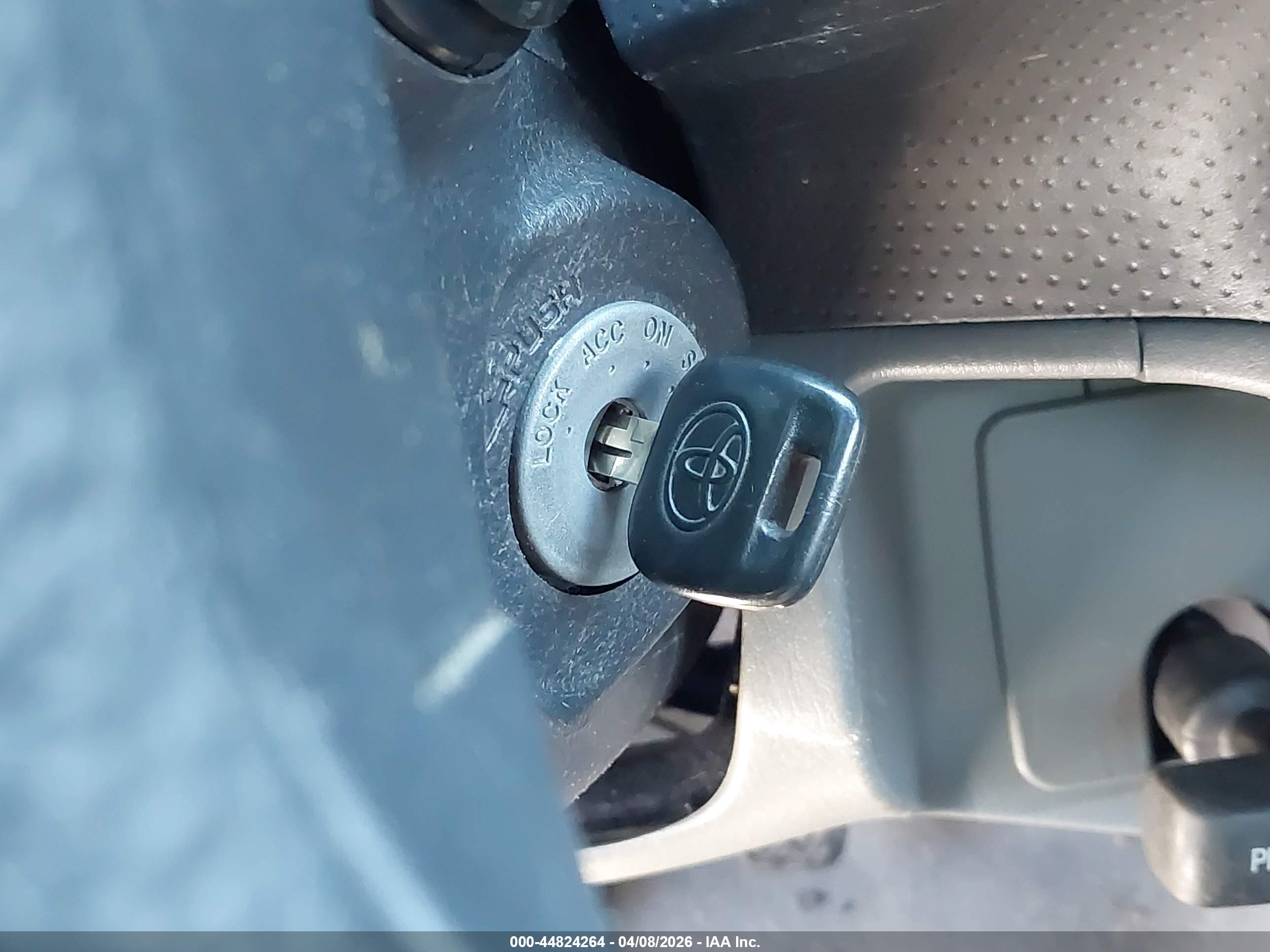 TOYOTA TACOMA image 11