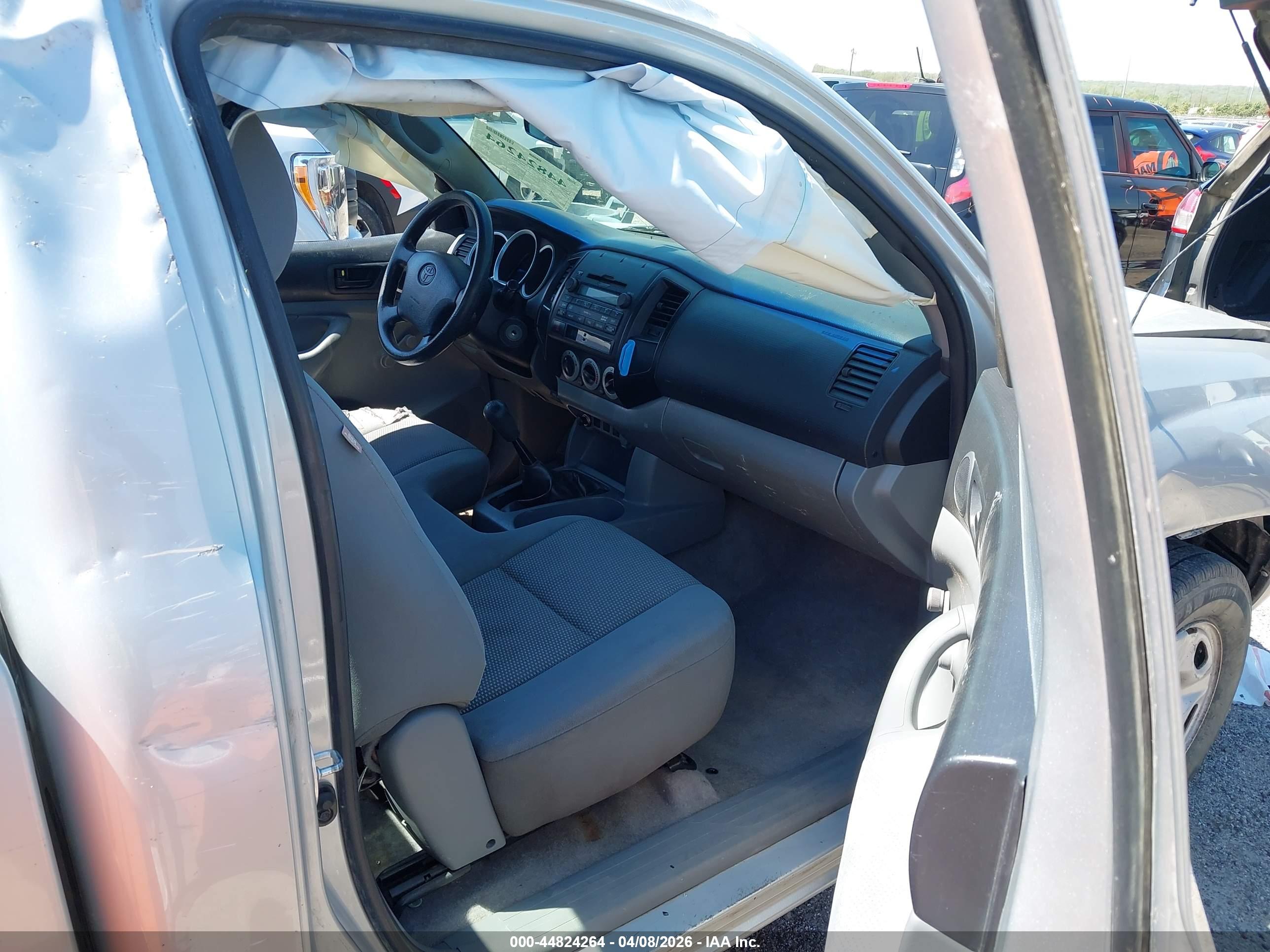 TOYOTA TACOMA image 5