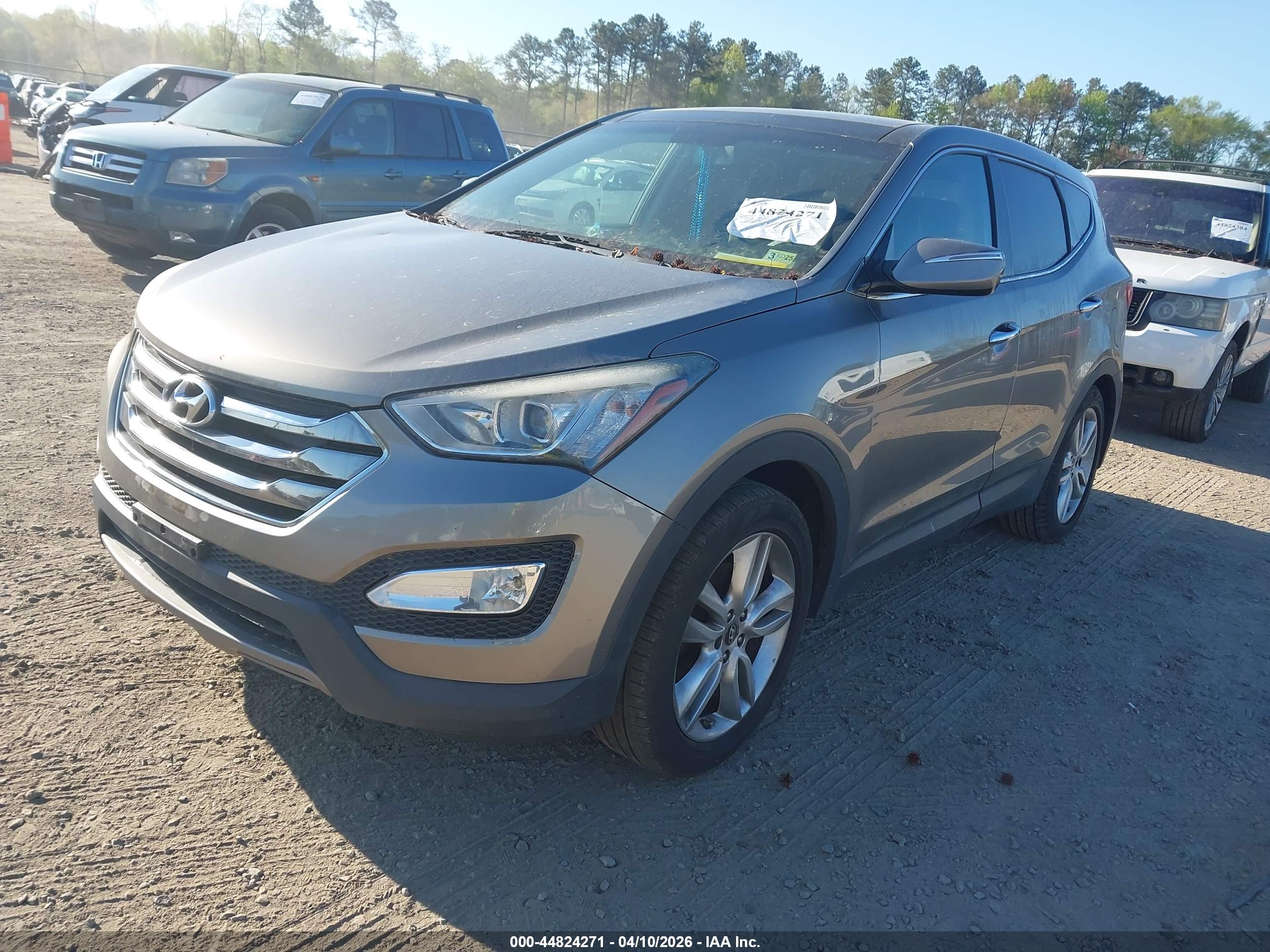 HYUNDAI SANTA image 2