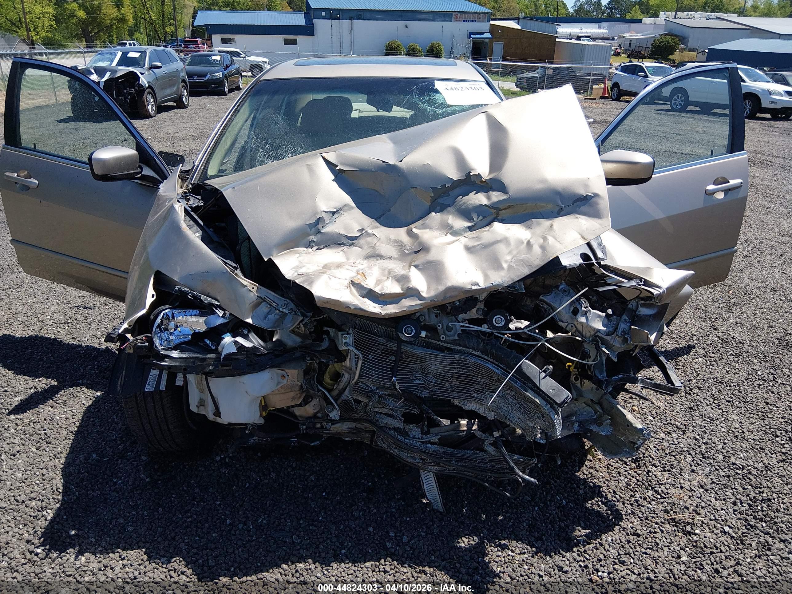 HONDA ACCORD image 6