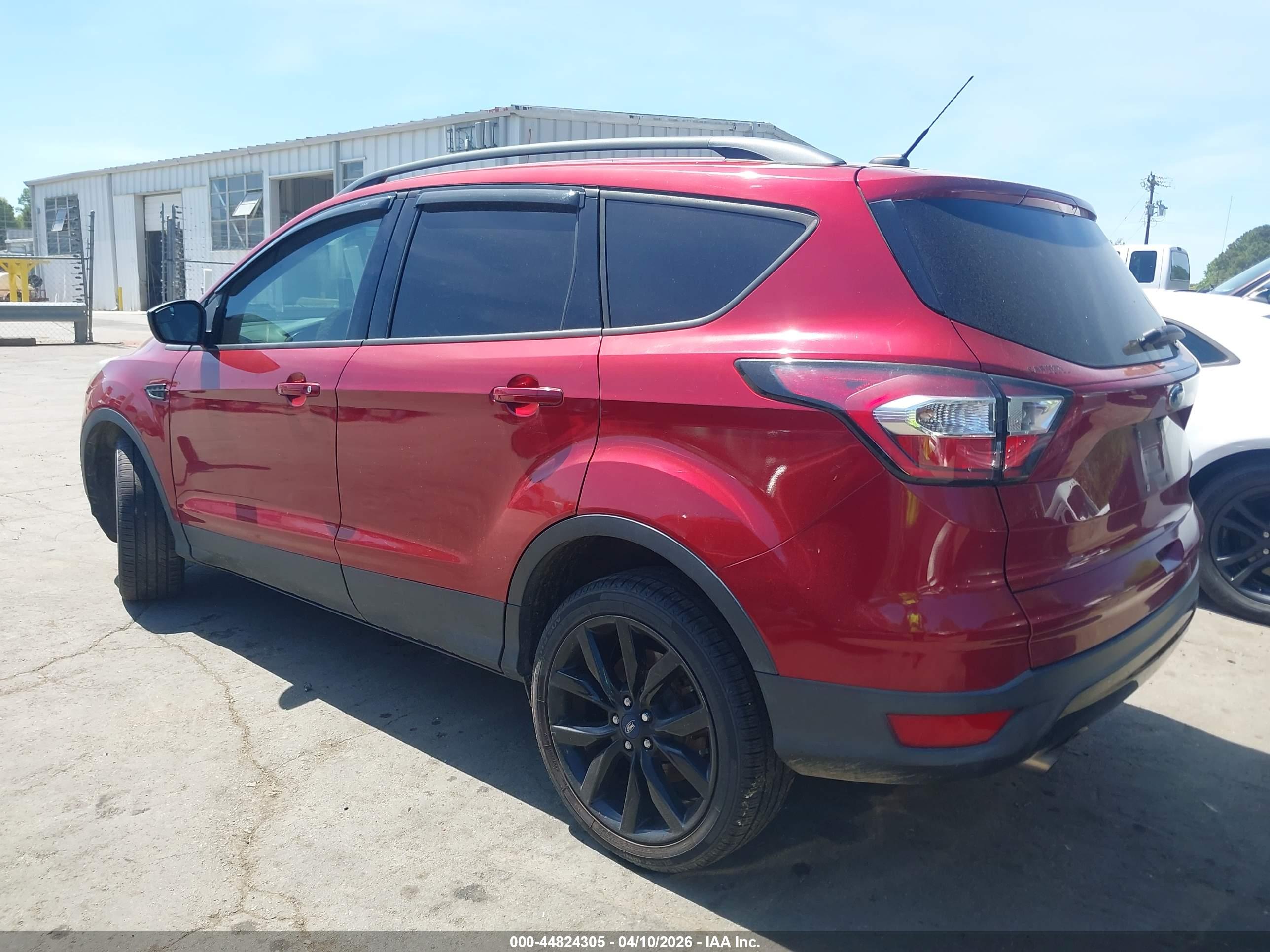 FORD ESCAPE image 3