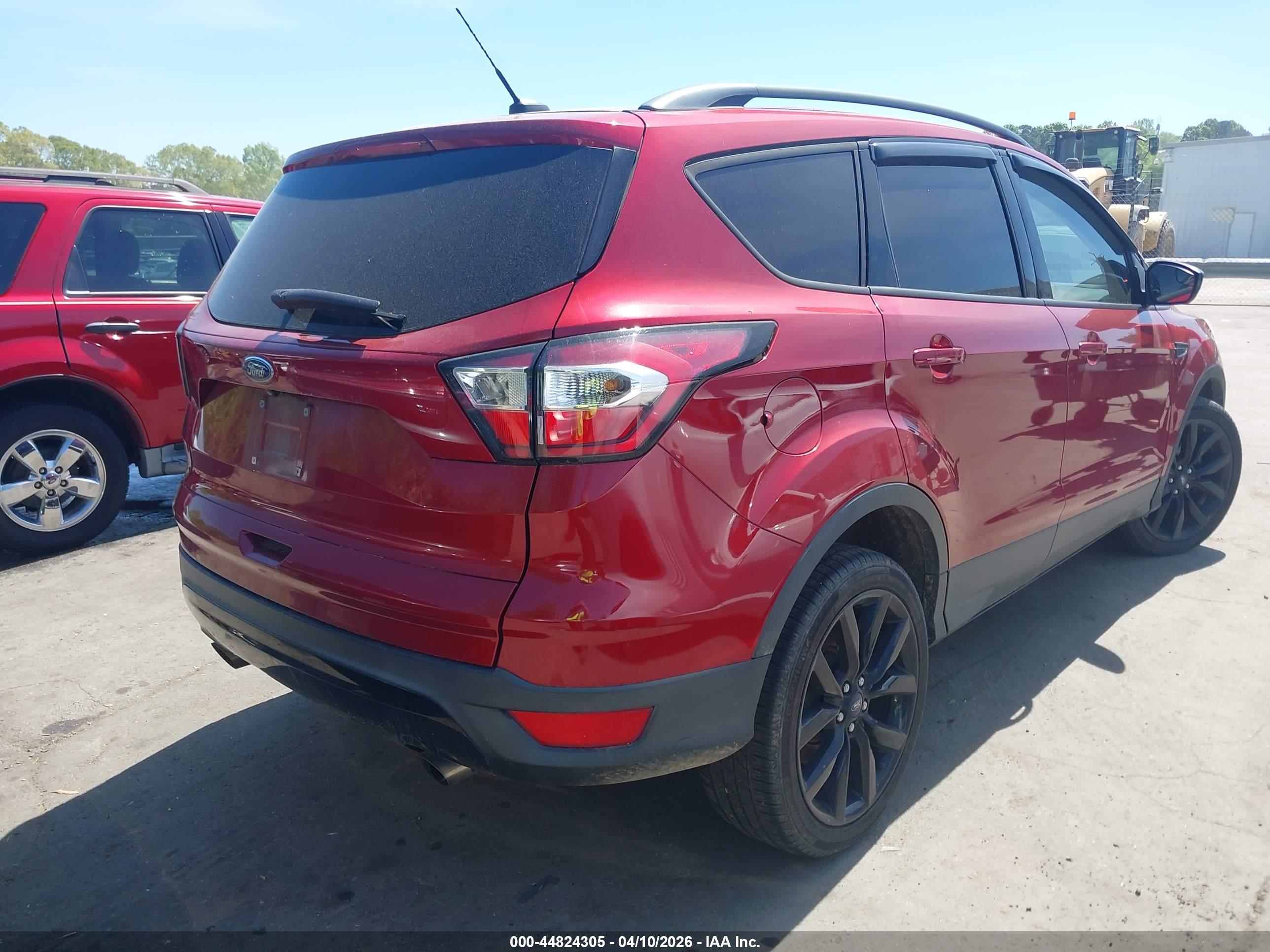 FORD ESCAPE image 4