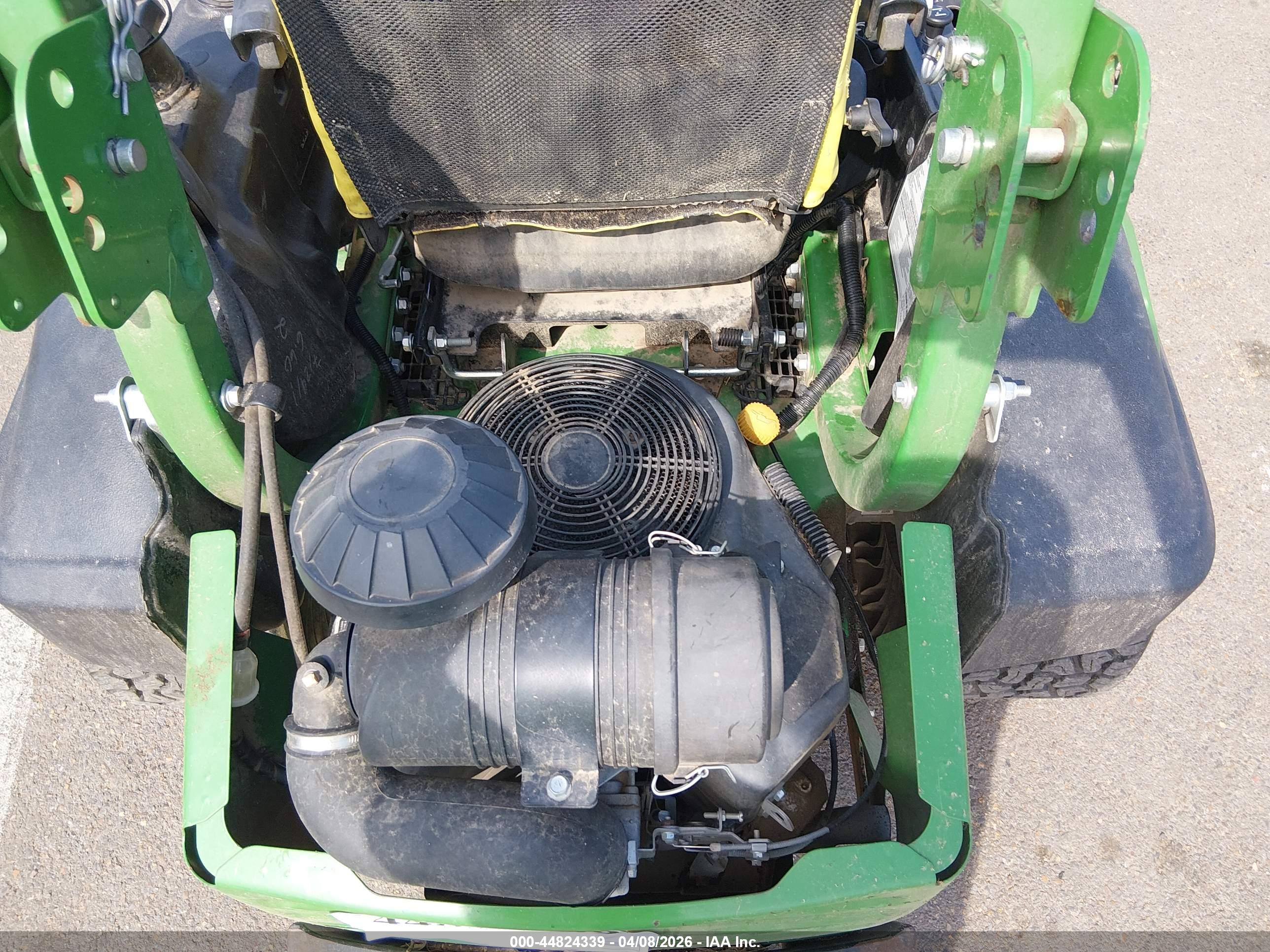 JOHN DEERE image 10