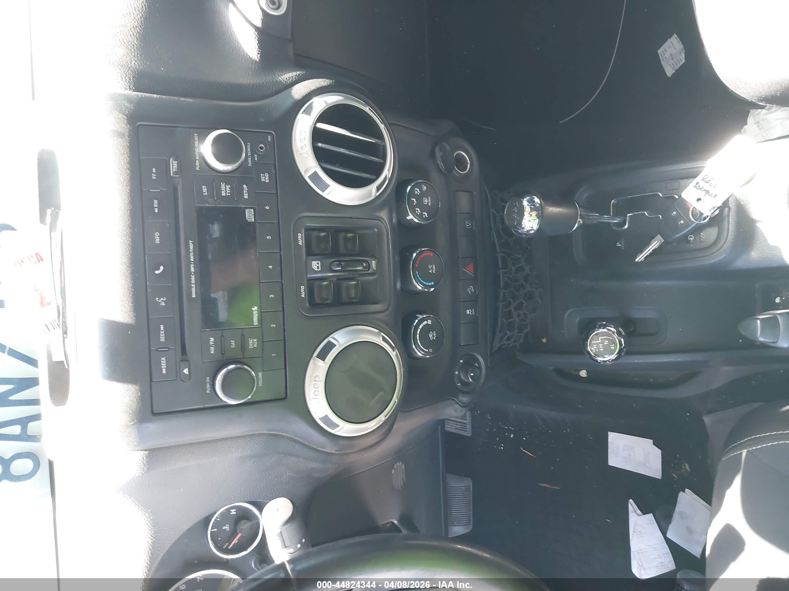 JEEP WRANGLER image 11