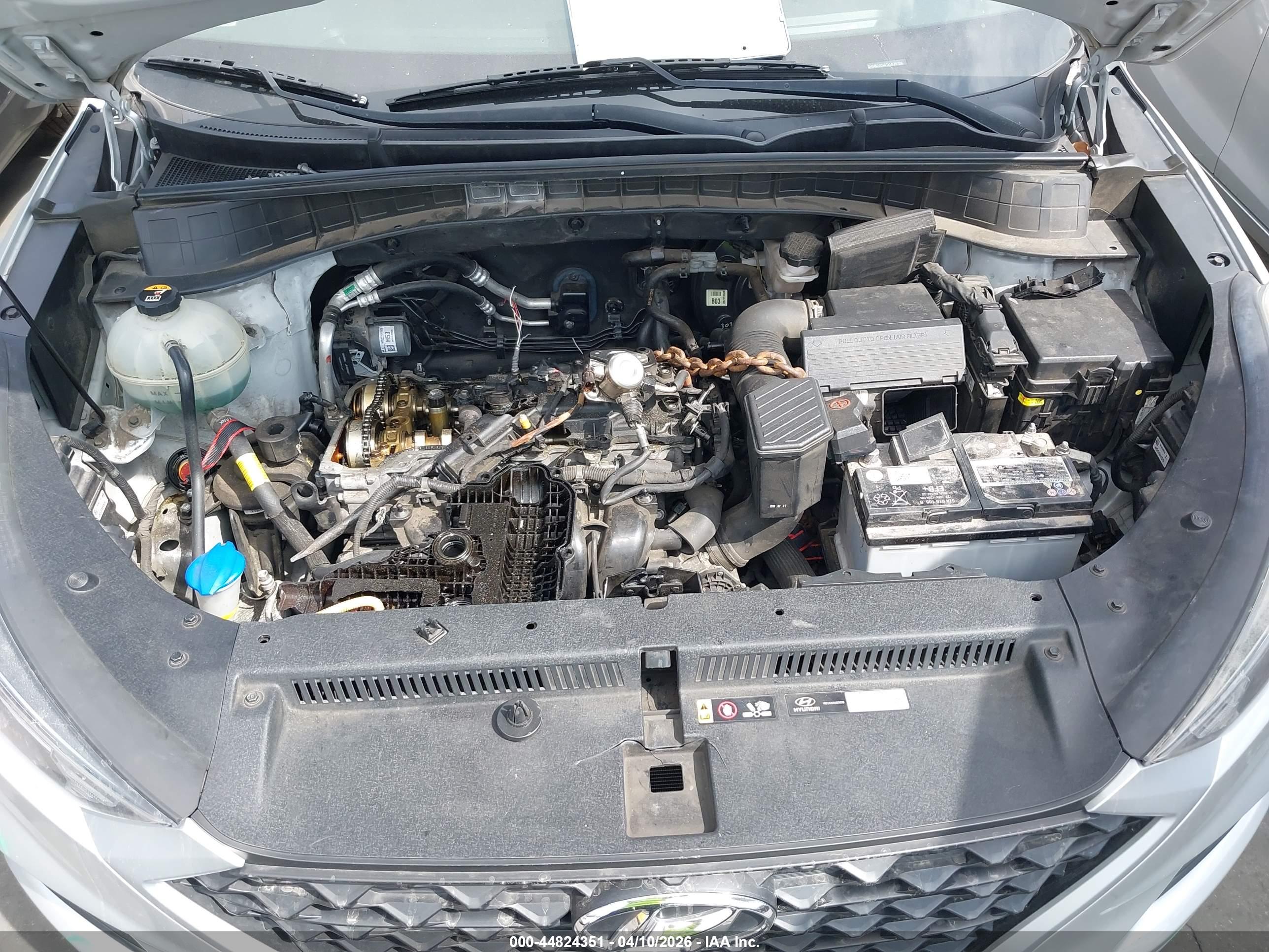 HYUNDAI TUCSON image 10