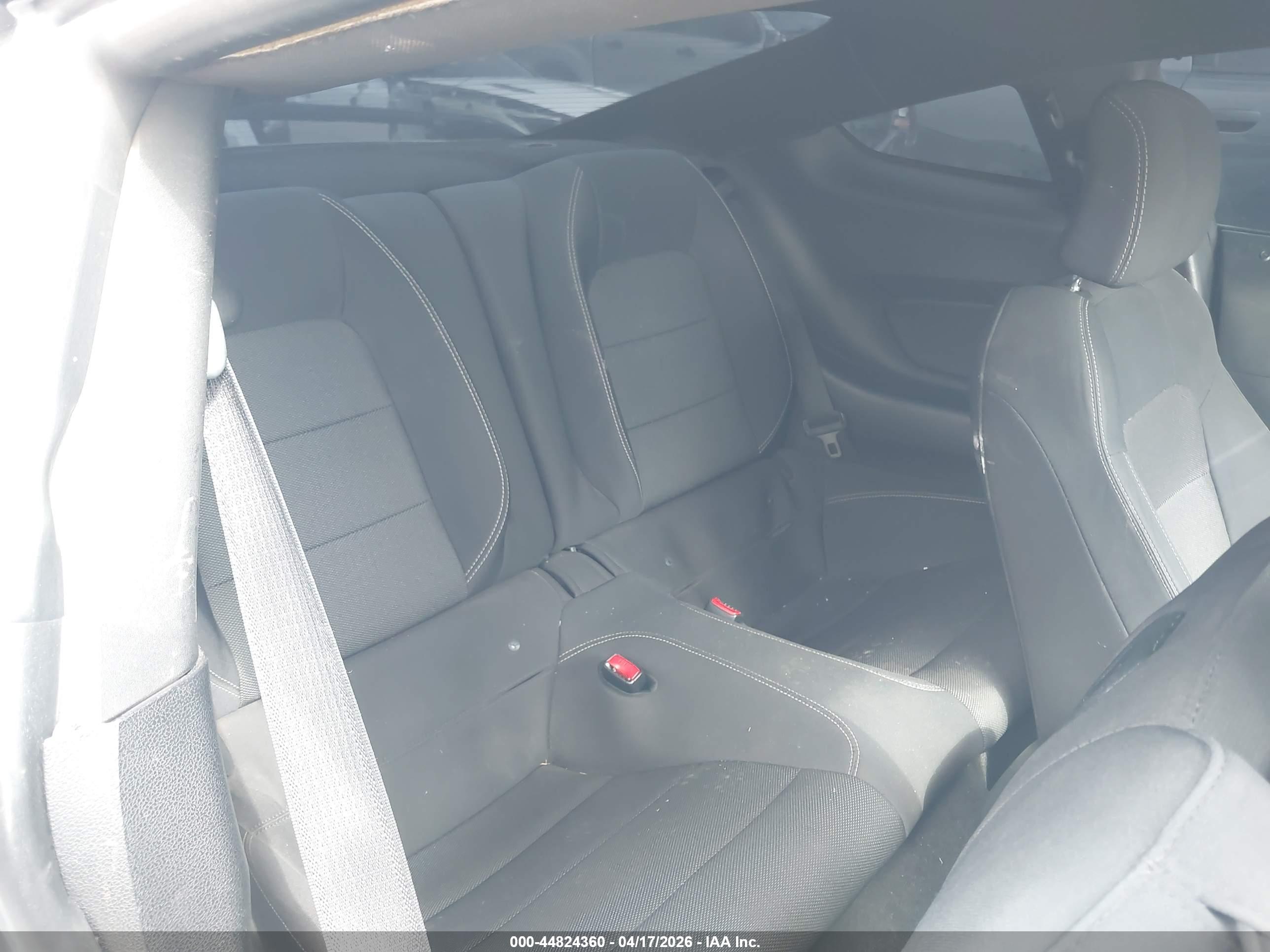FORD MUSTANG image 8